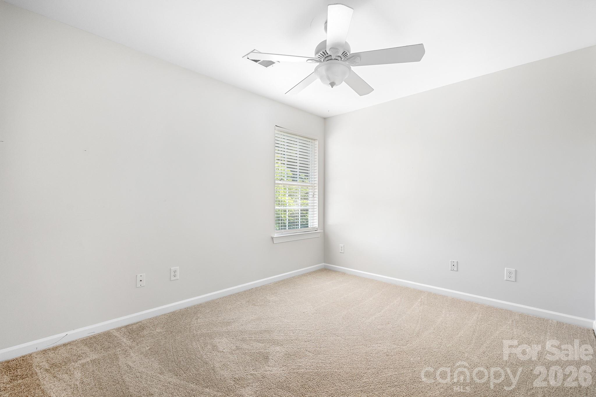 1600 Dartmoor Avenue NW — Concord