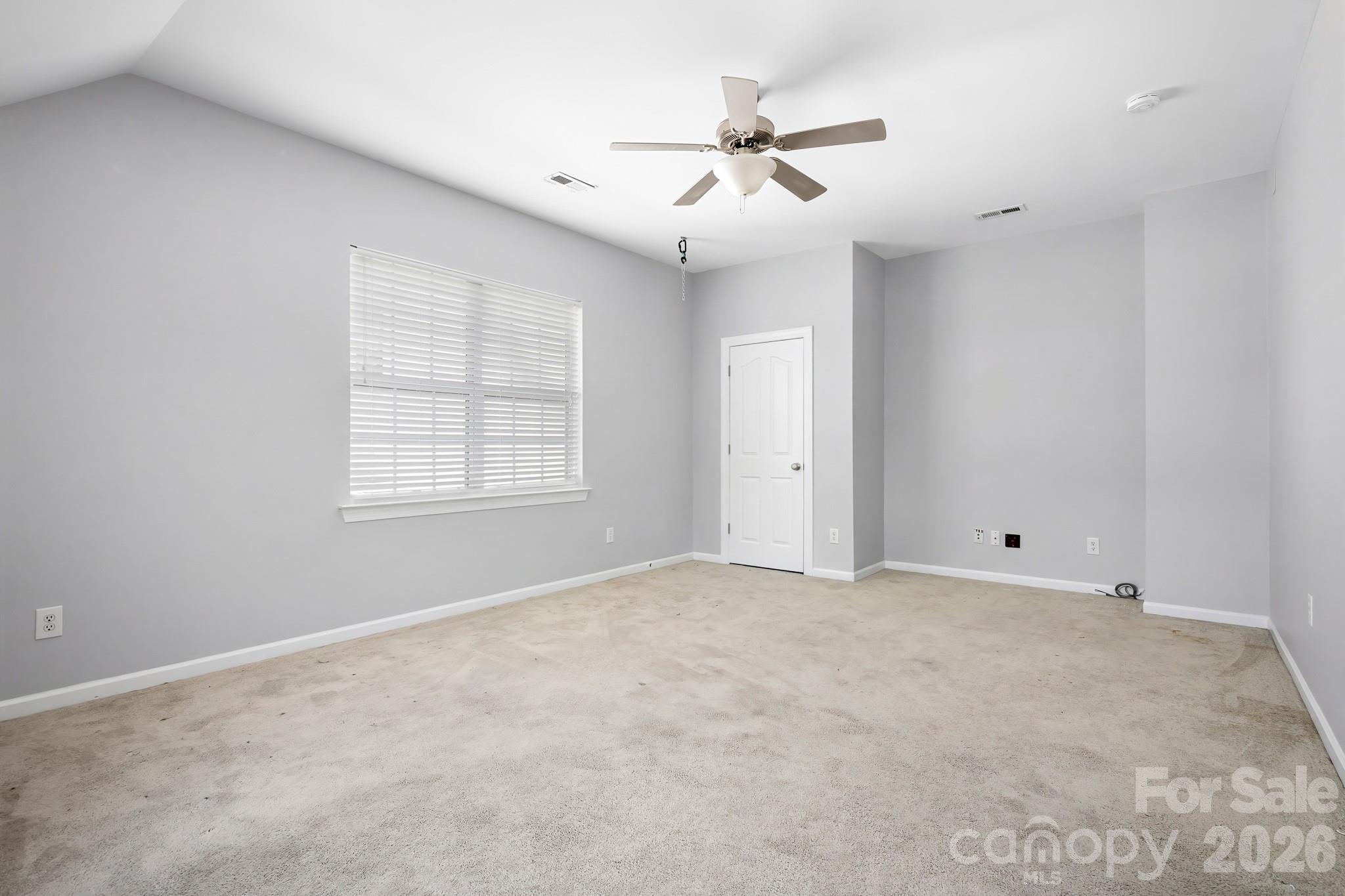 1600 Dartmoor Avenue NW — Concord