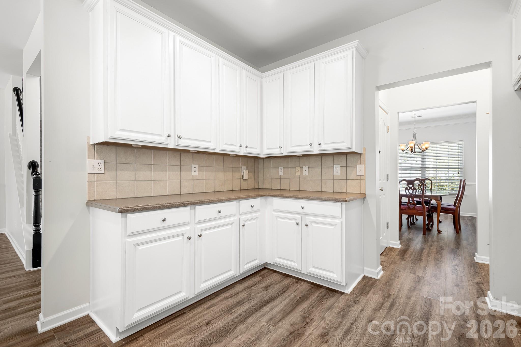 1600 Dartmoor Avenue NW — Concord
