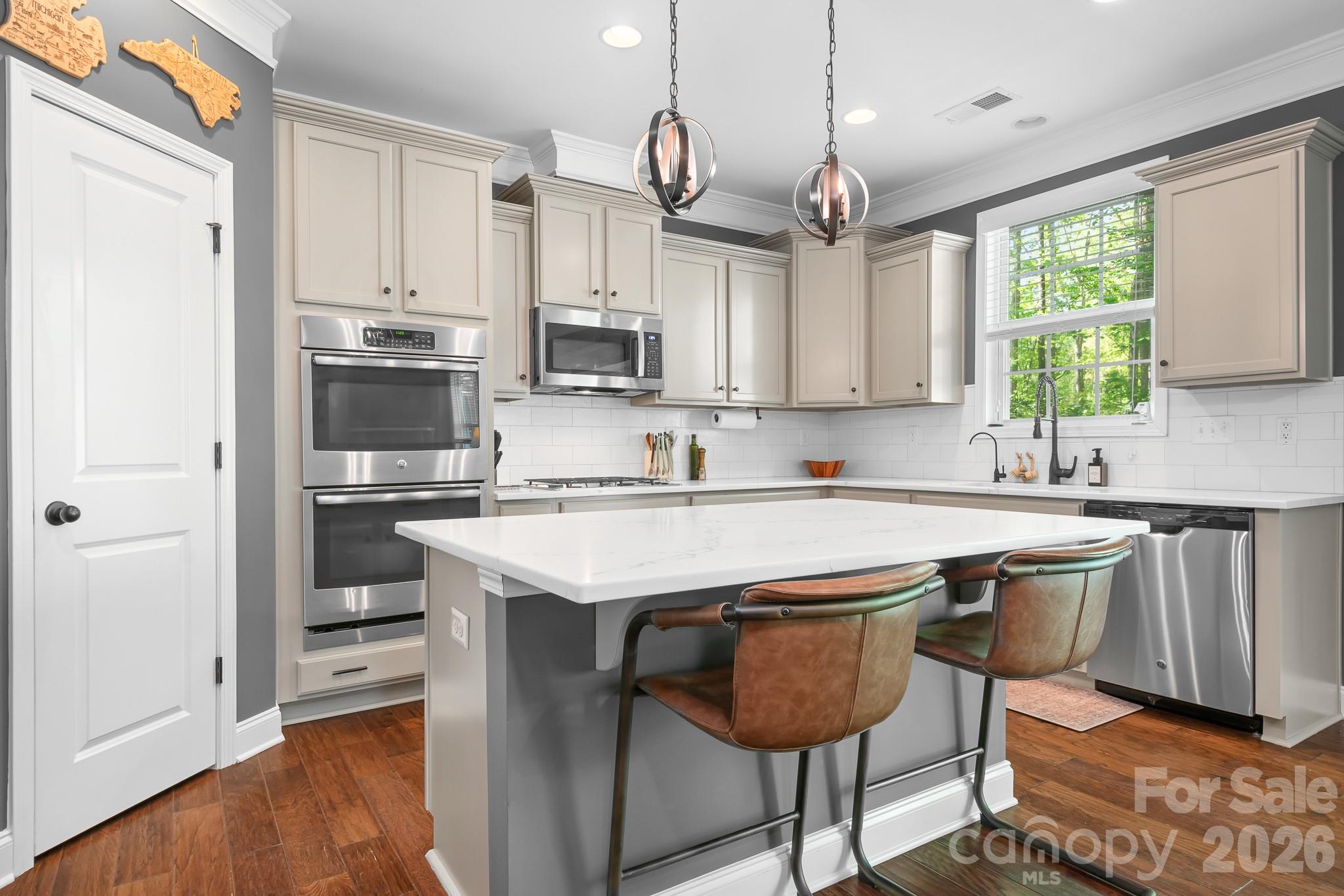 7311 Snowbird Court — Mint Hill