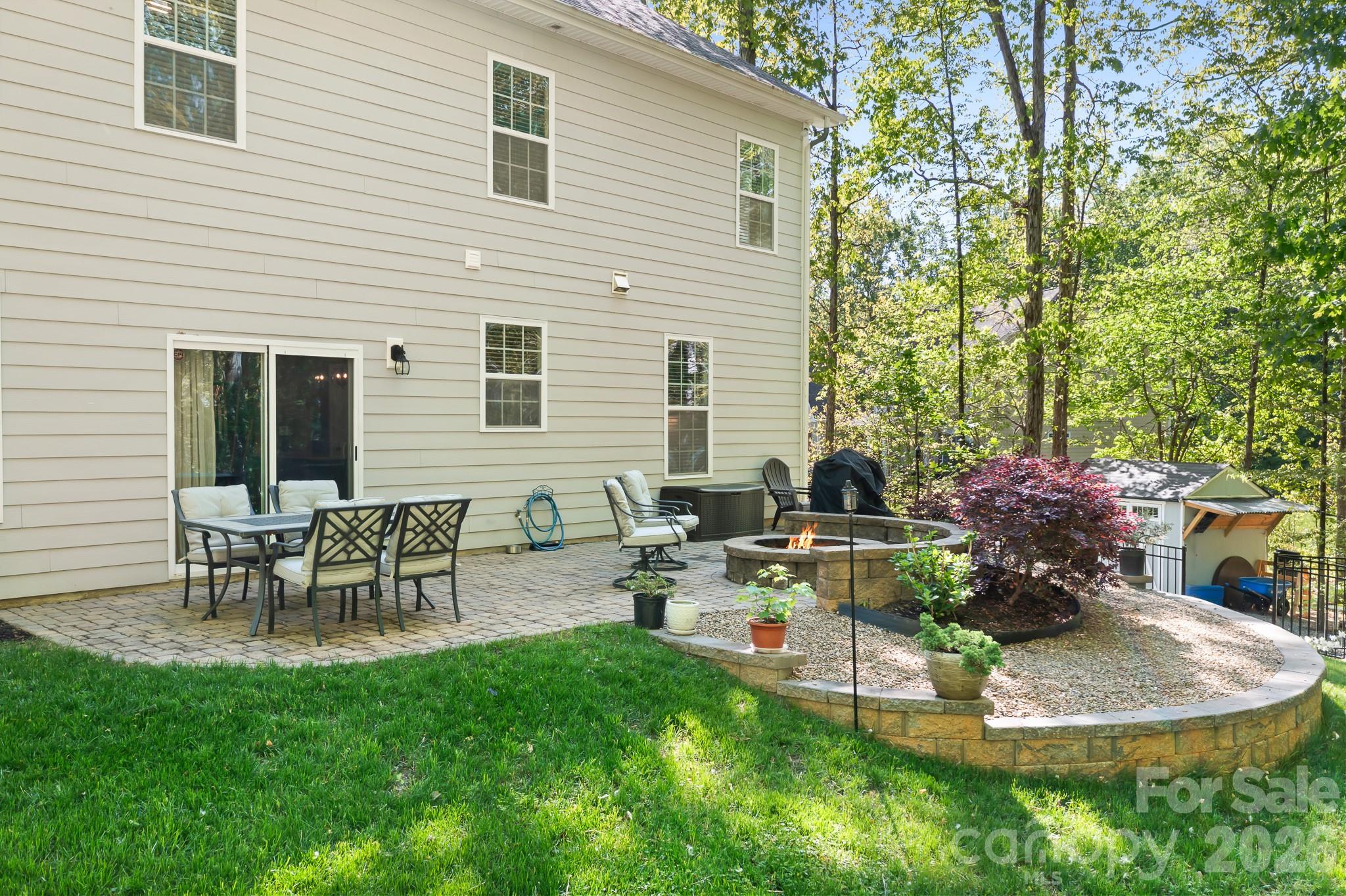 7311 Snowbird Court — Mint Hill