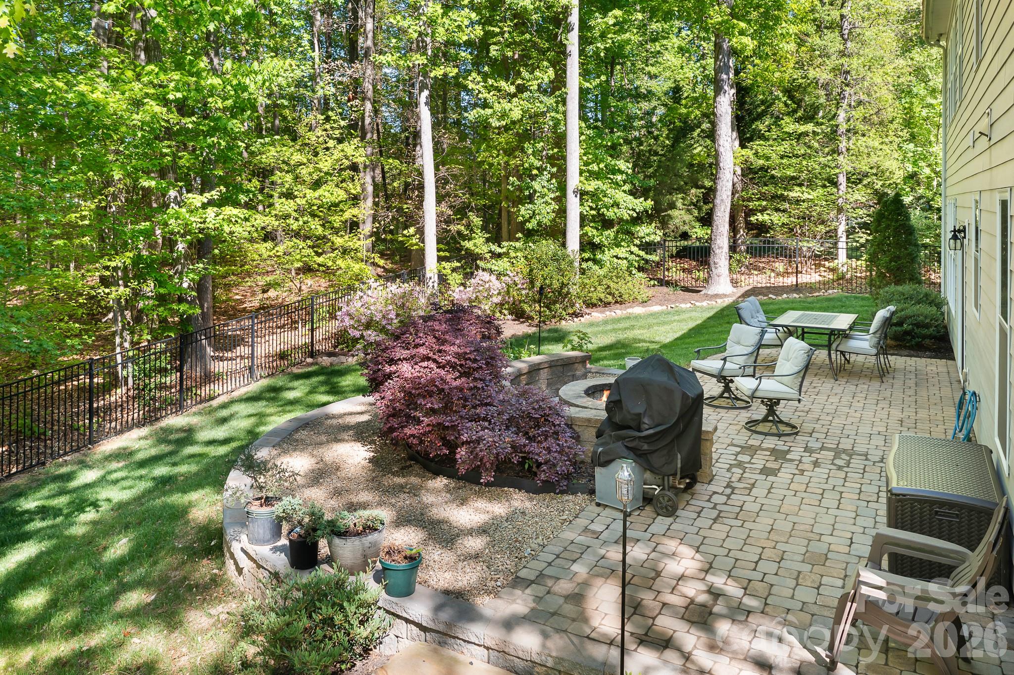 7311 Snowbird Court — Mint Hill