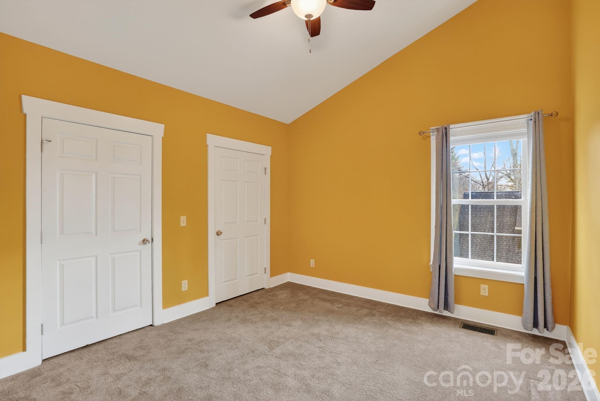 155 N Fork Road — Black Mountain