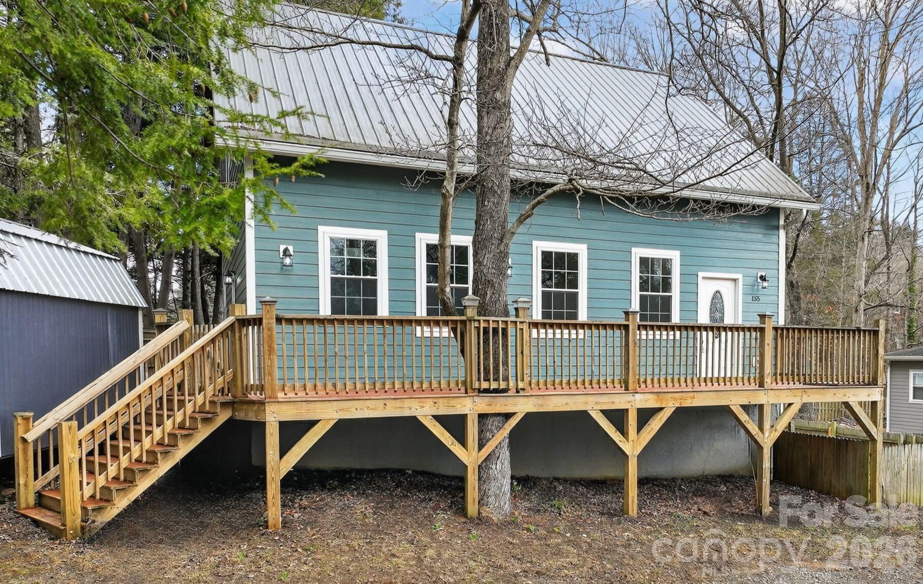 155 N Fork Road — Black Mountain