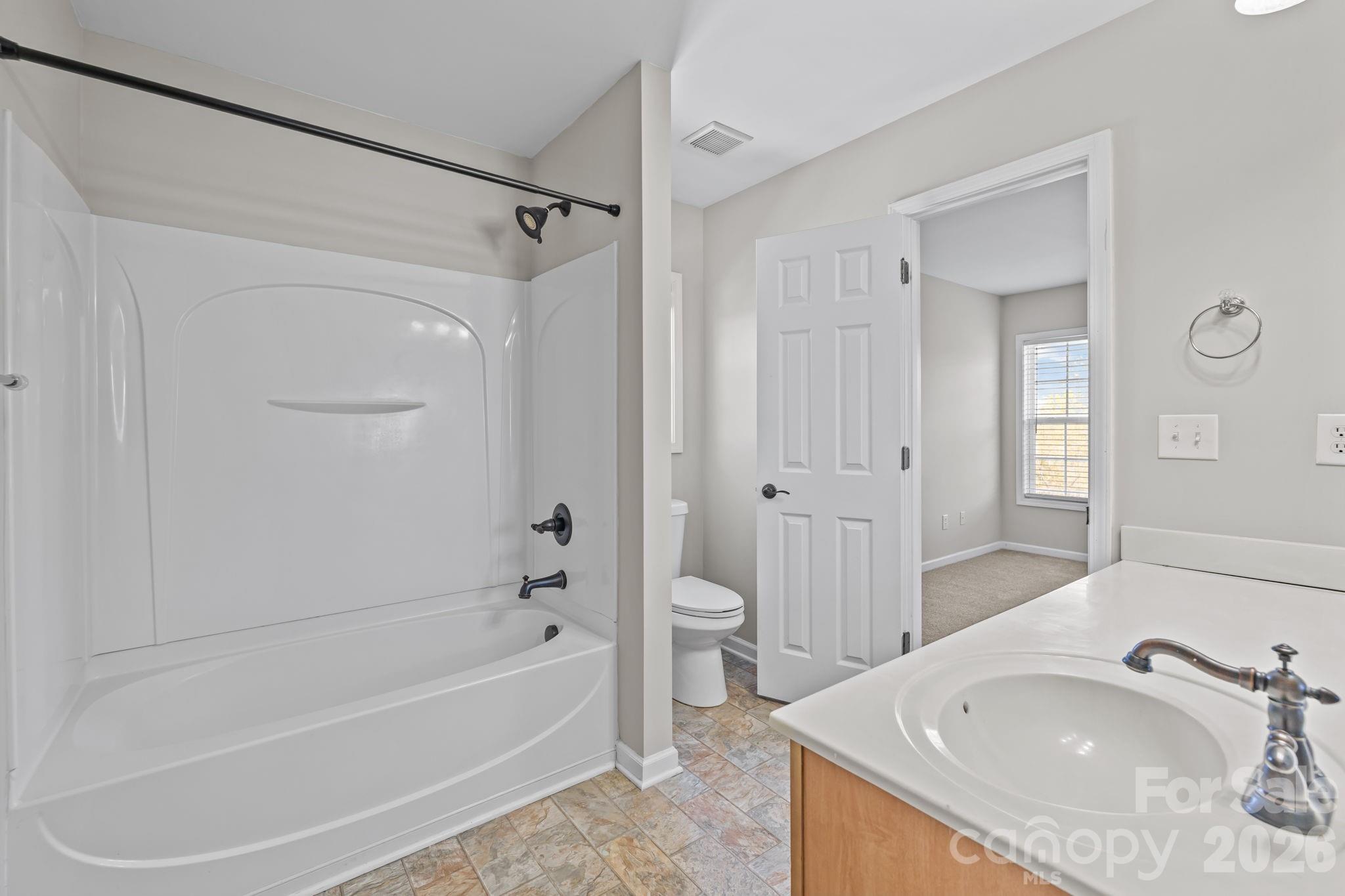 6226 Hermsley Road — Charlotte