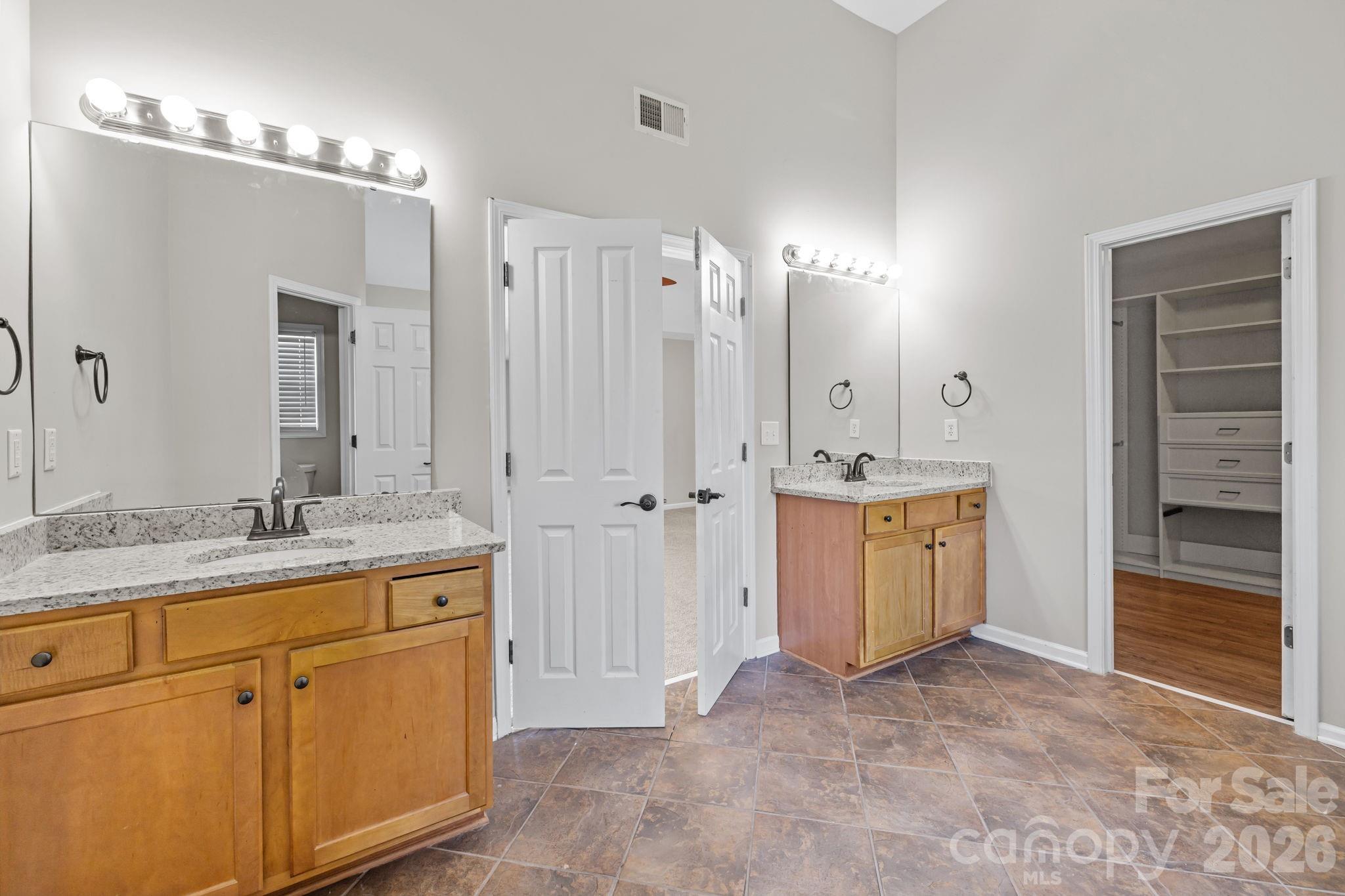 6226 Hermsley Road — Charlotte