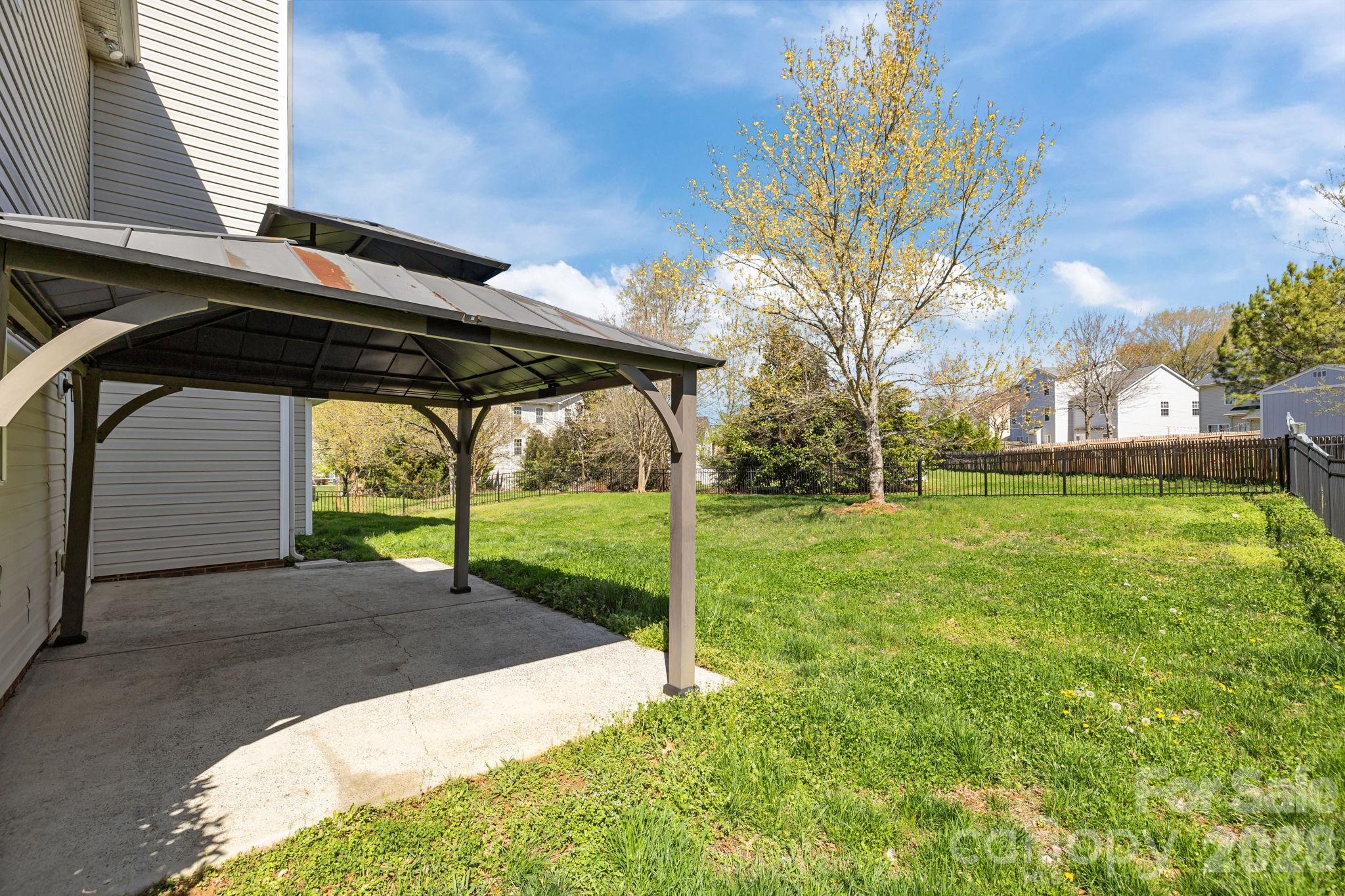 6226 Hermsley Road — Charlotte