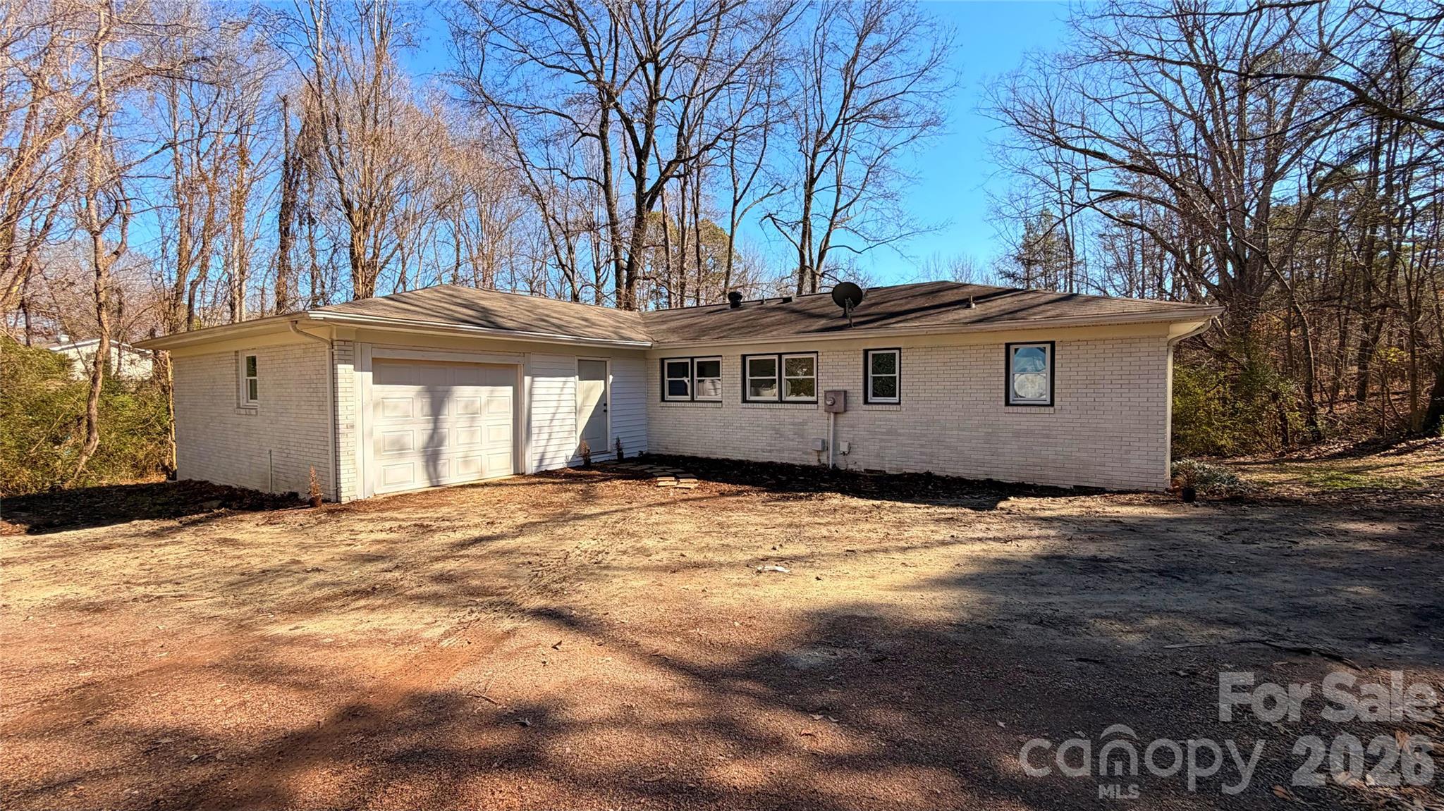2519 Arnold Drive — Monroe