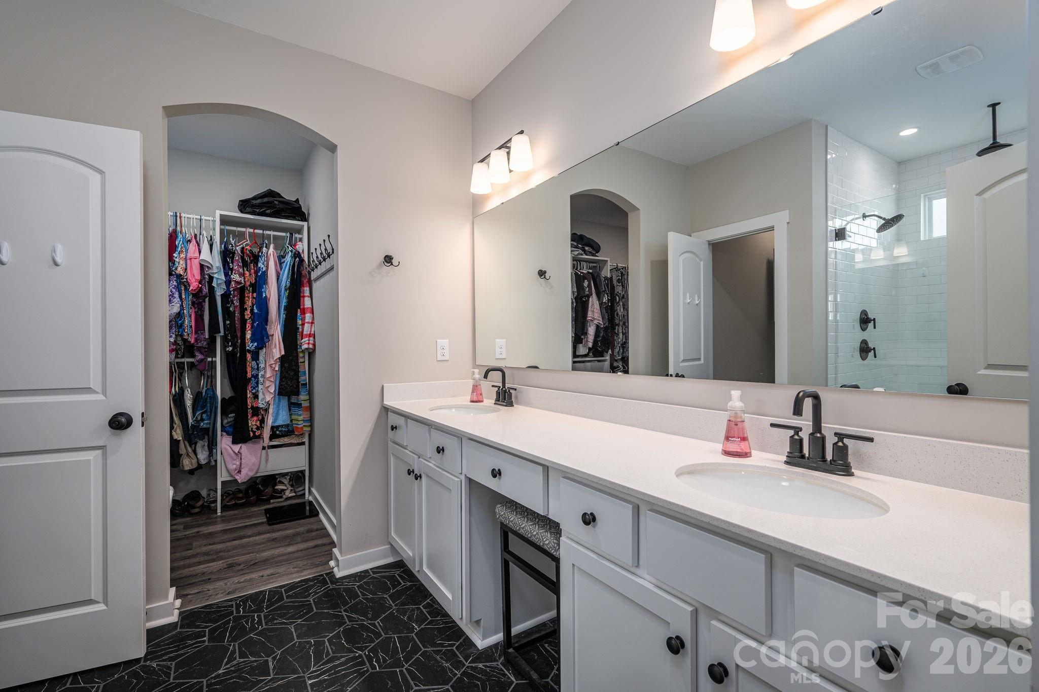 5207 Piedmont Run Road — Mount Holly