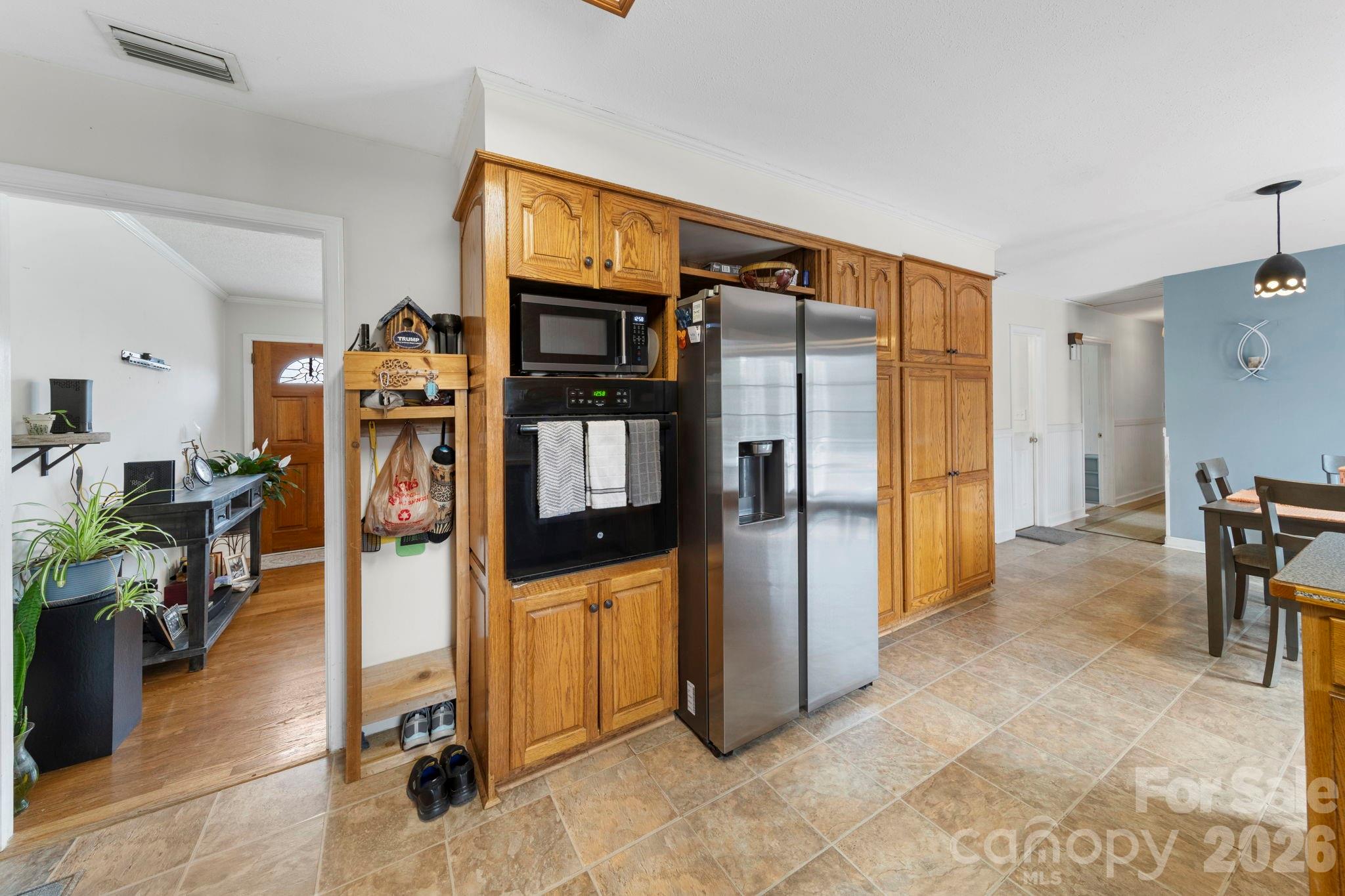 116 Hilltop Avenue — Valdese