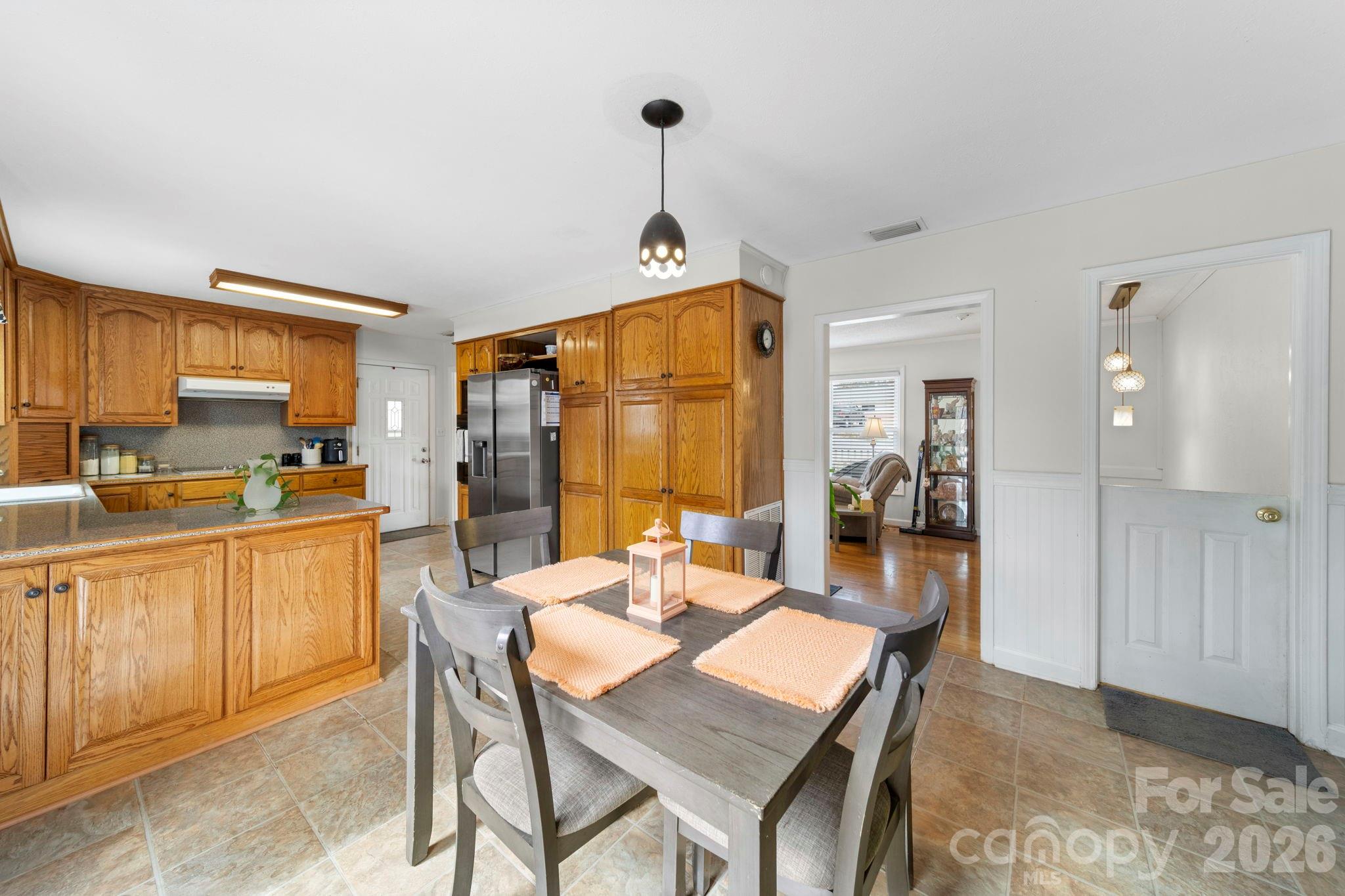 116 Hilltop Avenue — Valdese