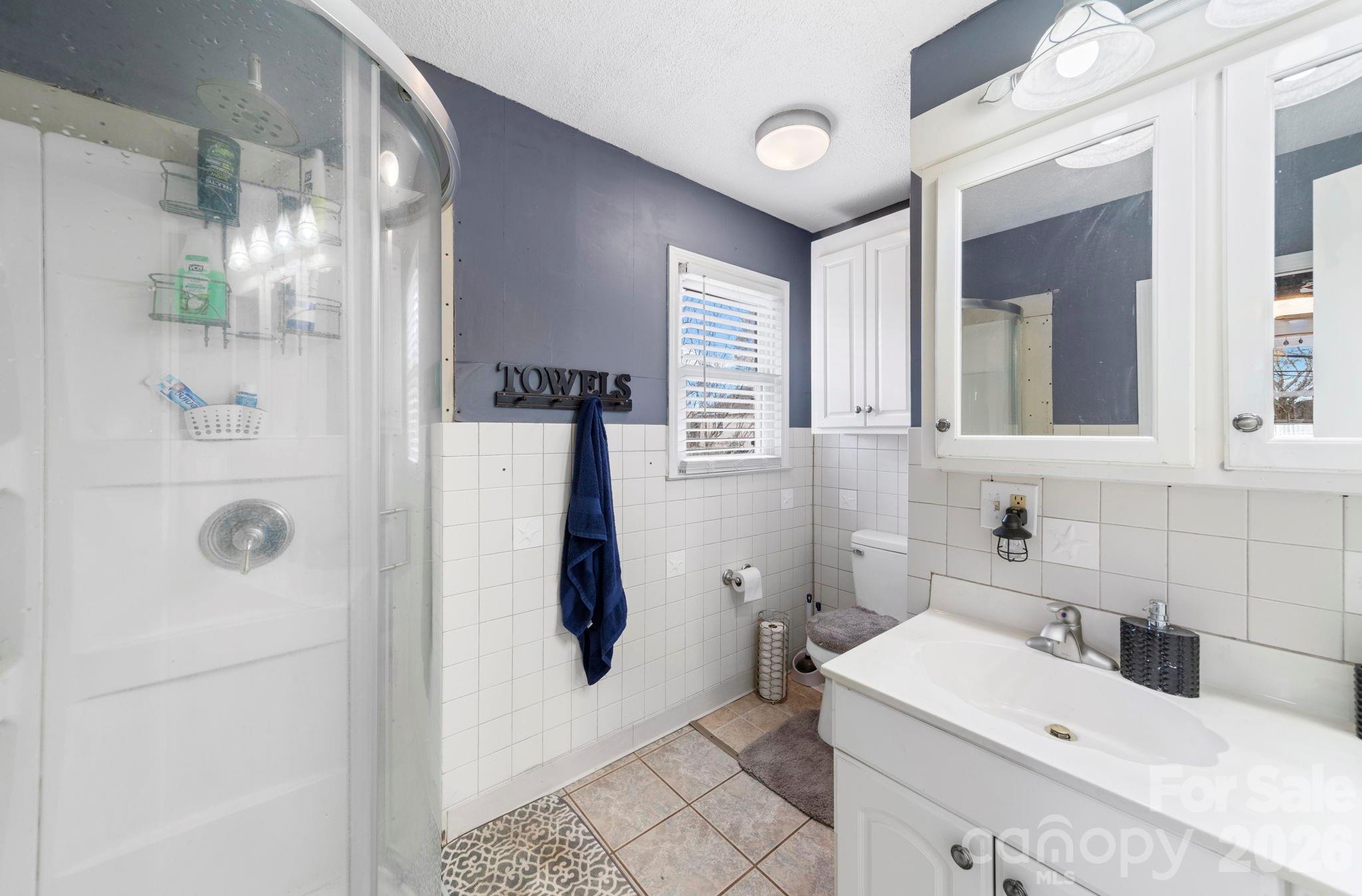116 Hilltop Avenue — Valdese