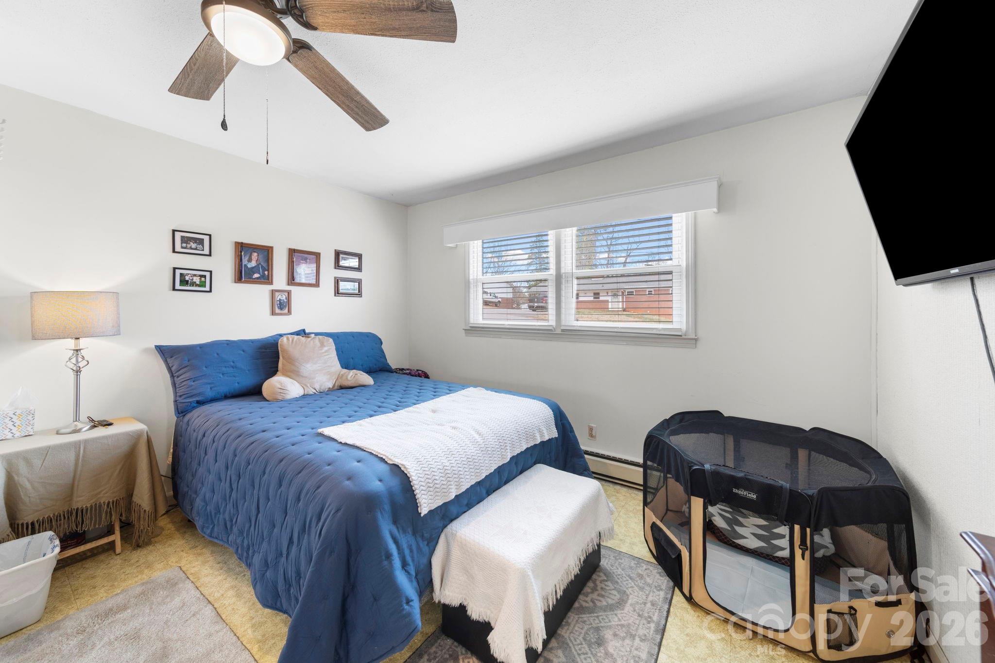 116 Hilltop Avenue — Valdese
