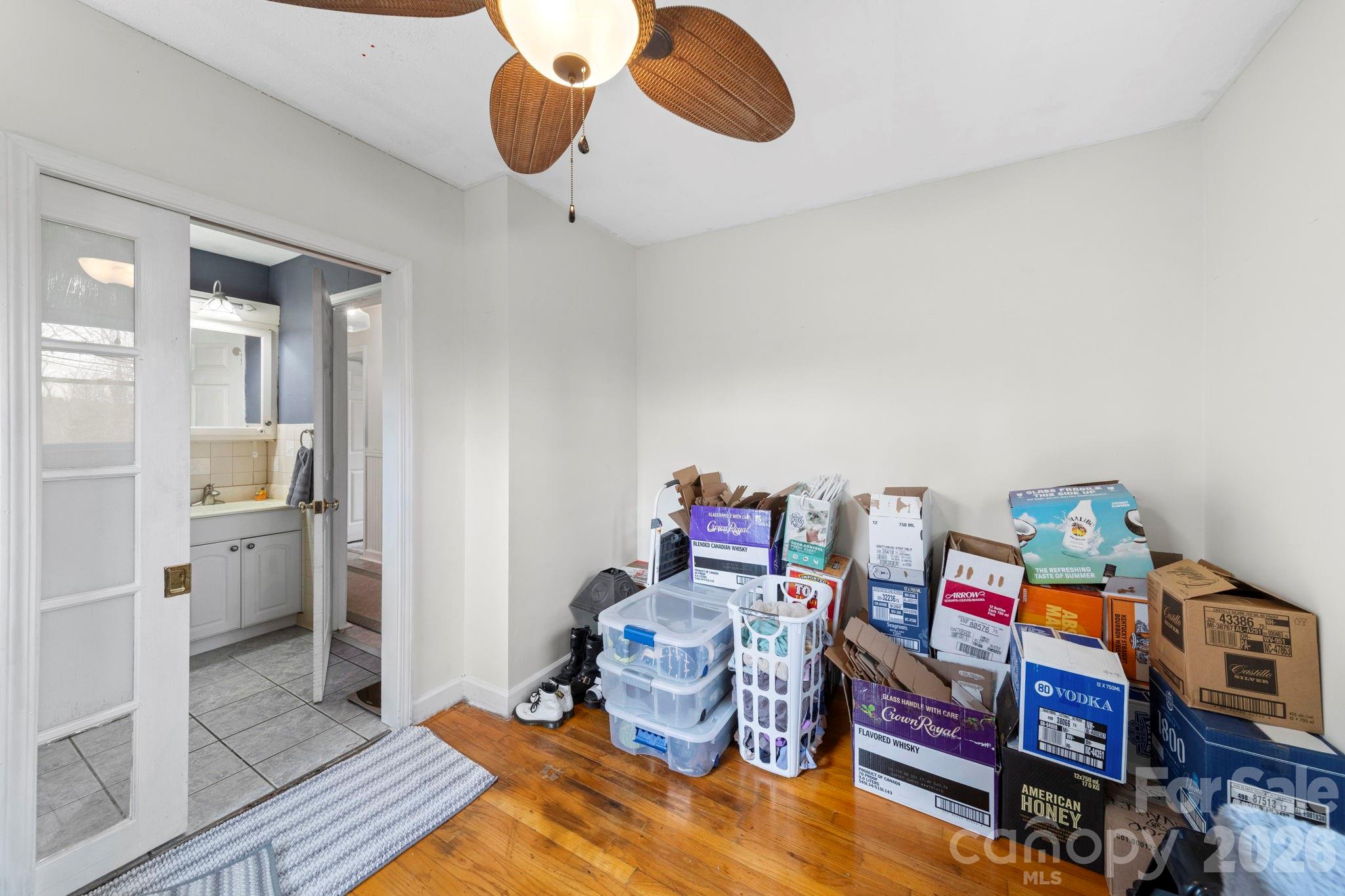 116 Hilltop Avenue — Valdese