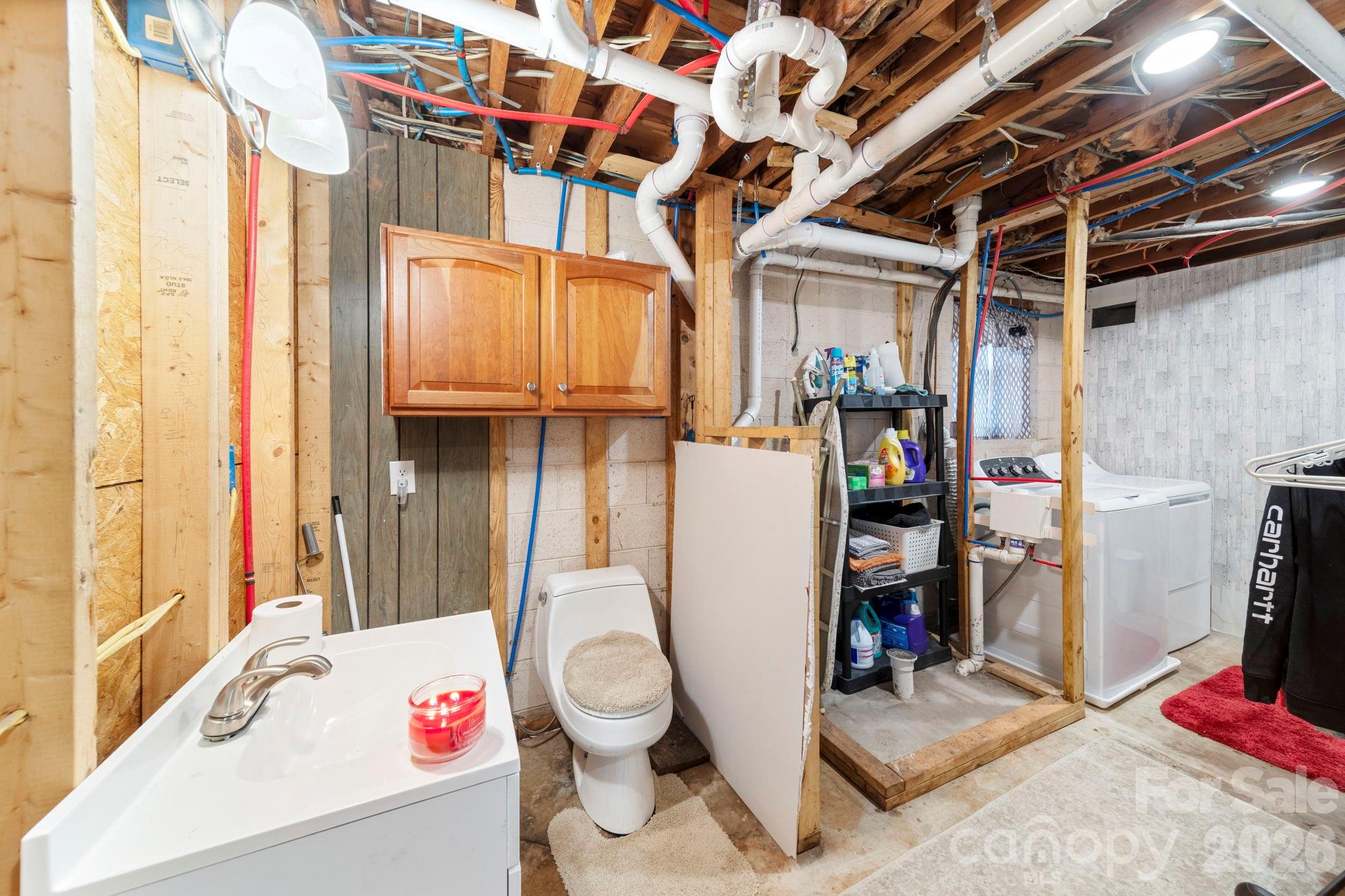 116 Hilltop Avenue — Valdese
