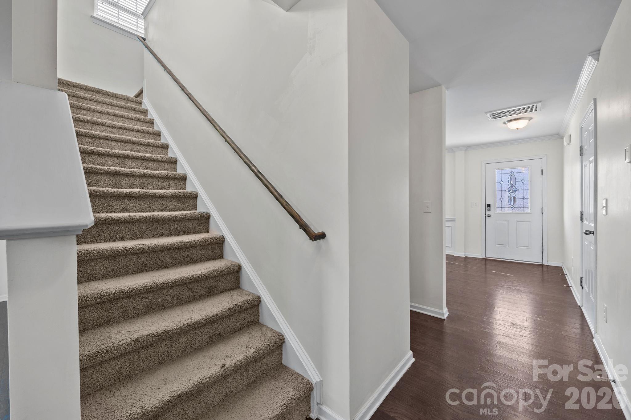 8527 Mansell Court — Charlotte