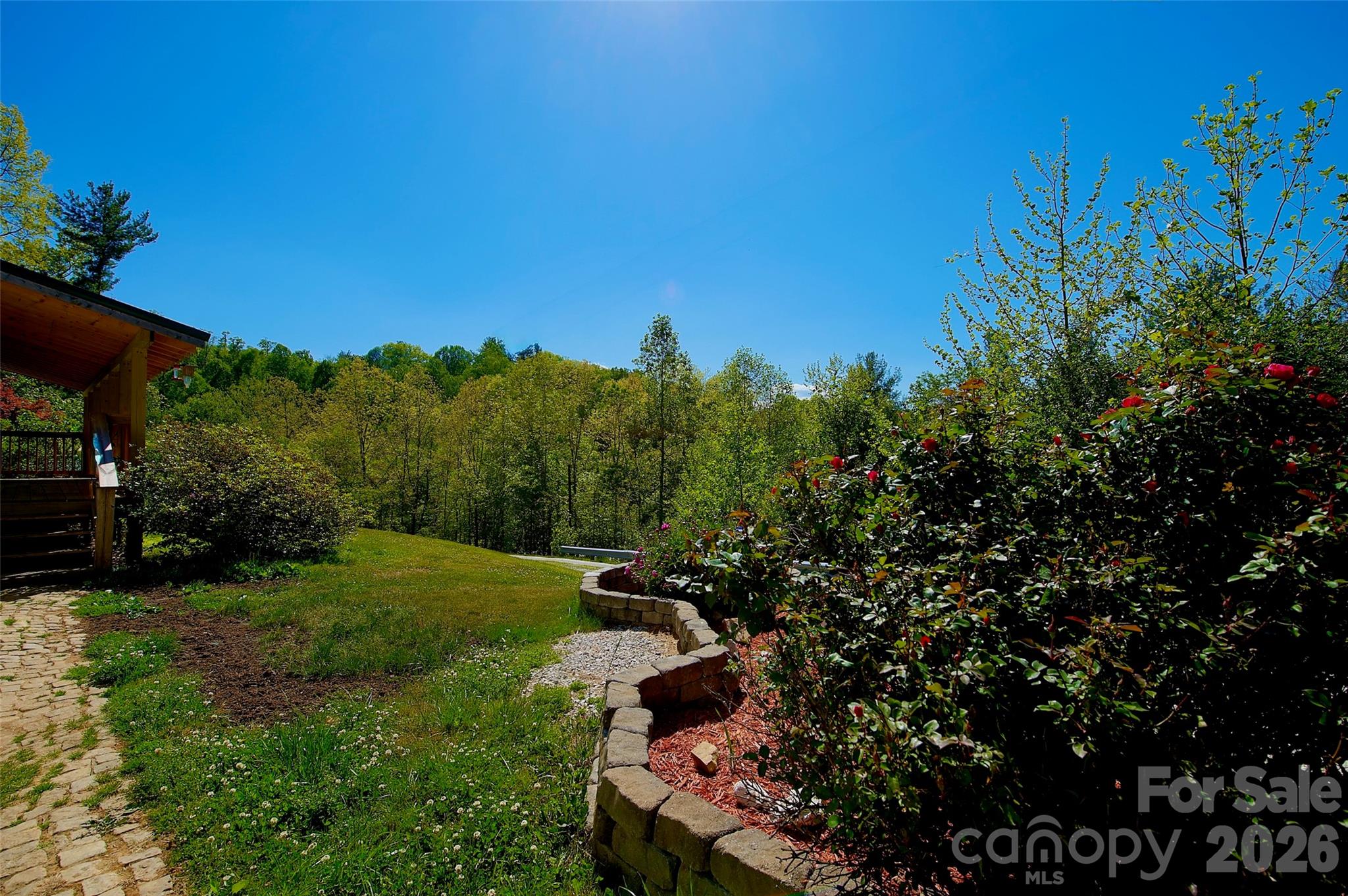 3 Altapass Trail — Spruce Pine