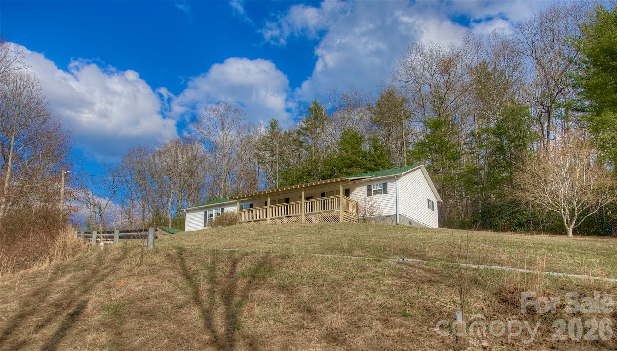3 Altapass Trail — Spruce Pine