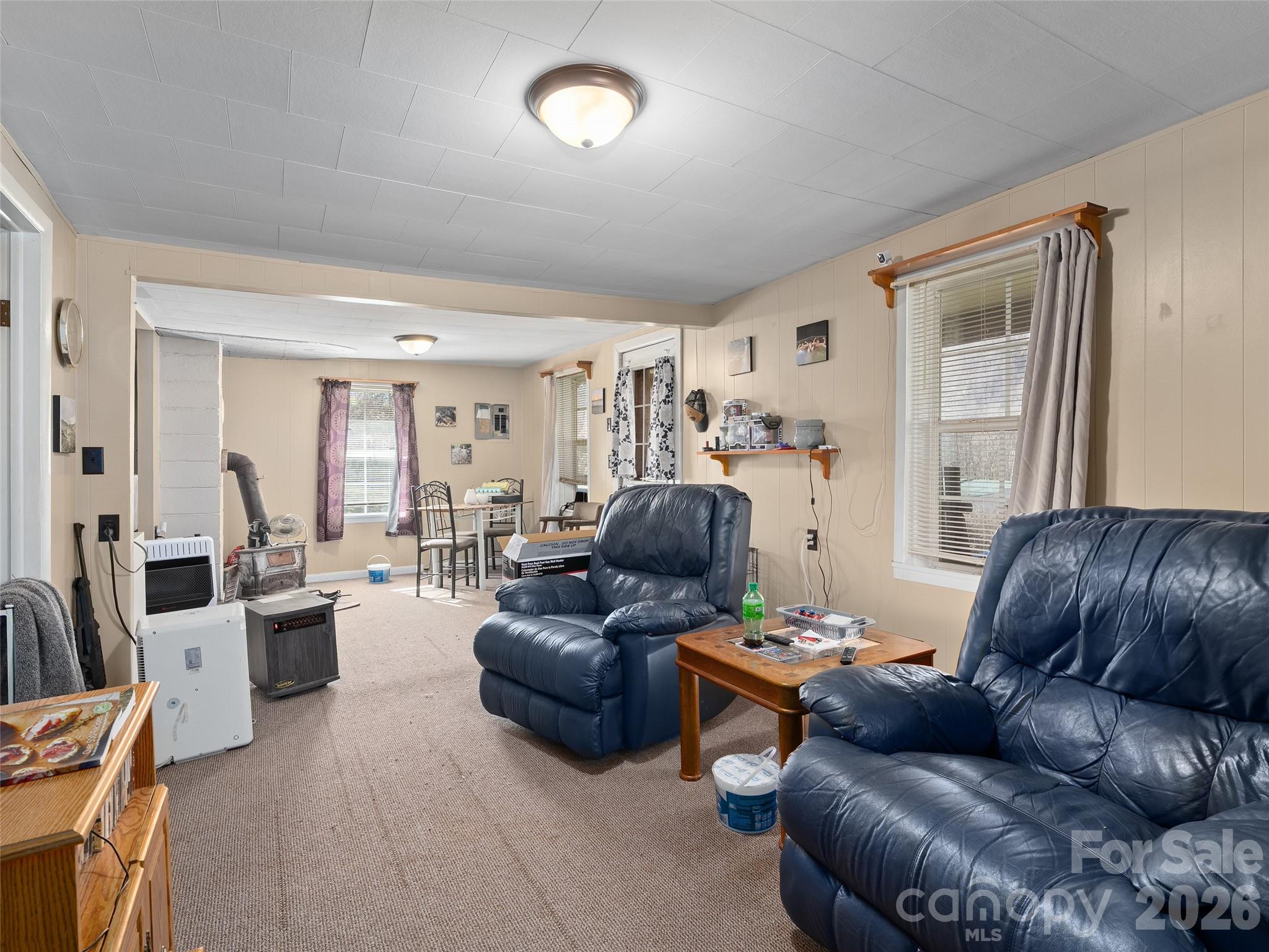 186 Creekmont Drive — Clyde