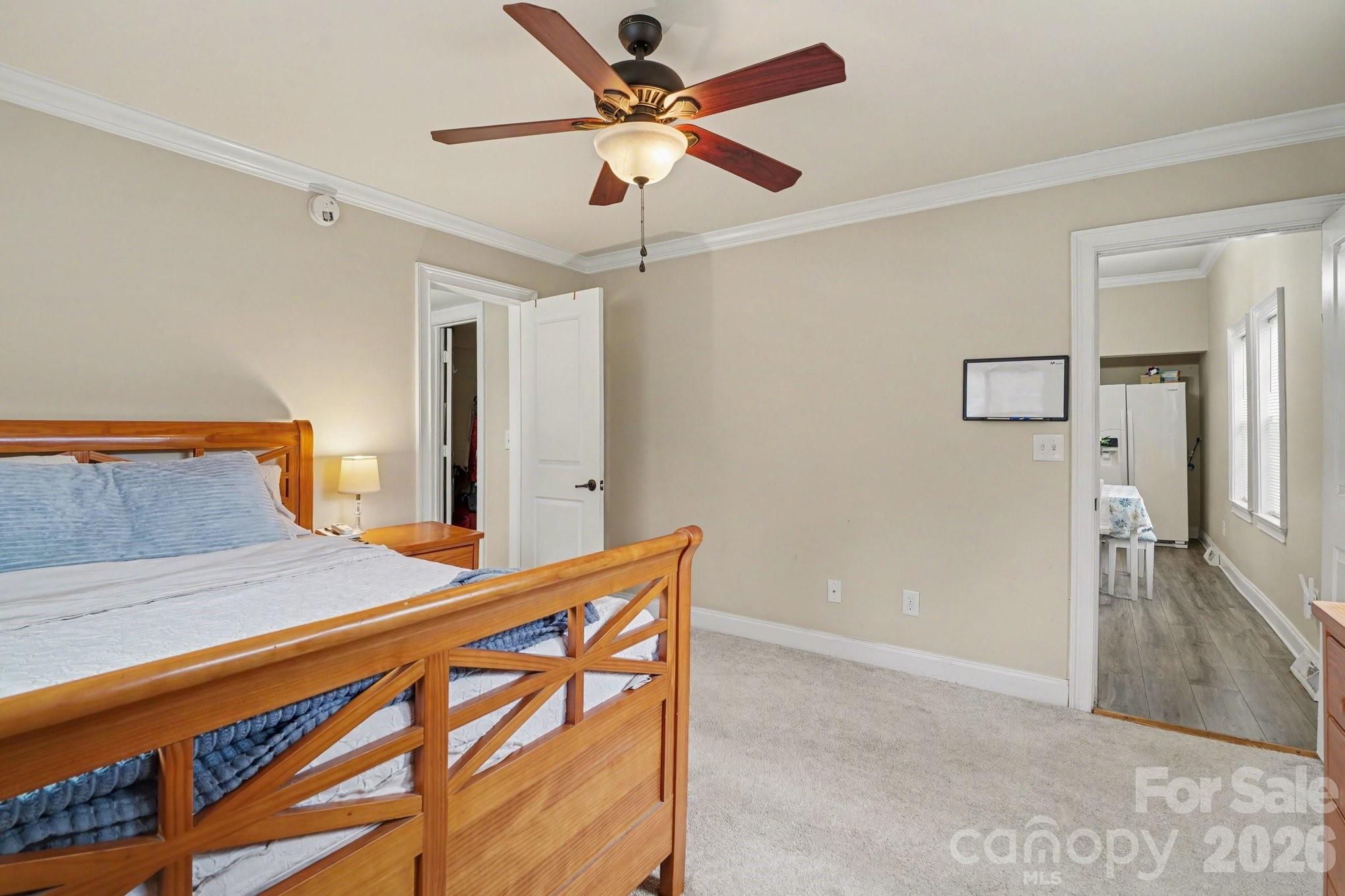 318 E Pressley Avenue — Mooresville