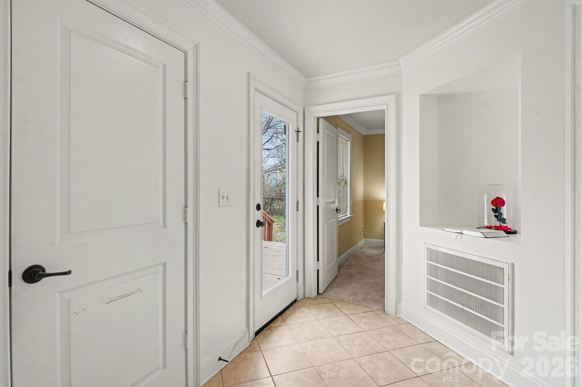 318 E Pressley Avenue — Mooresville