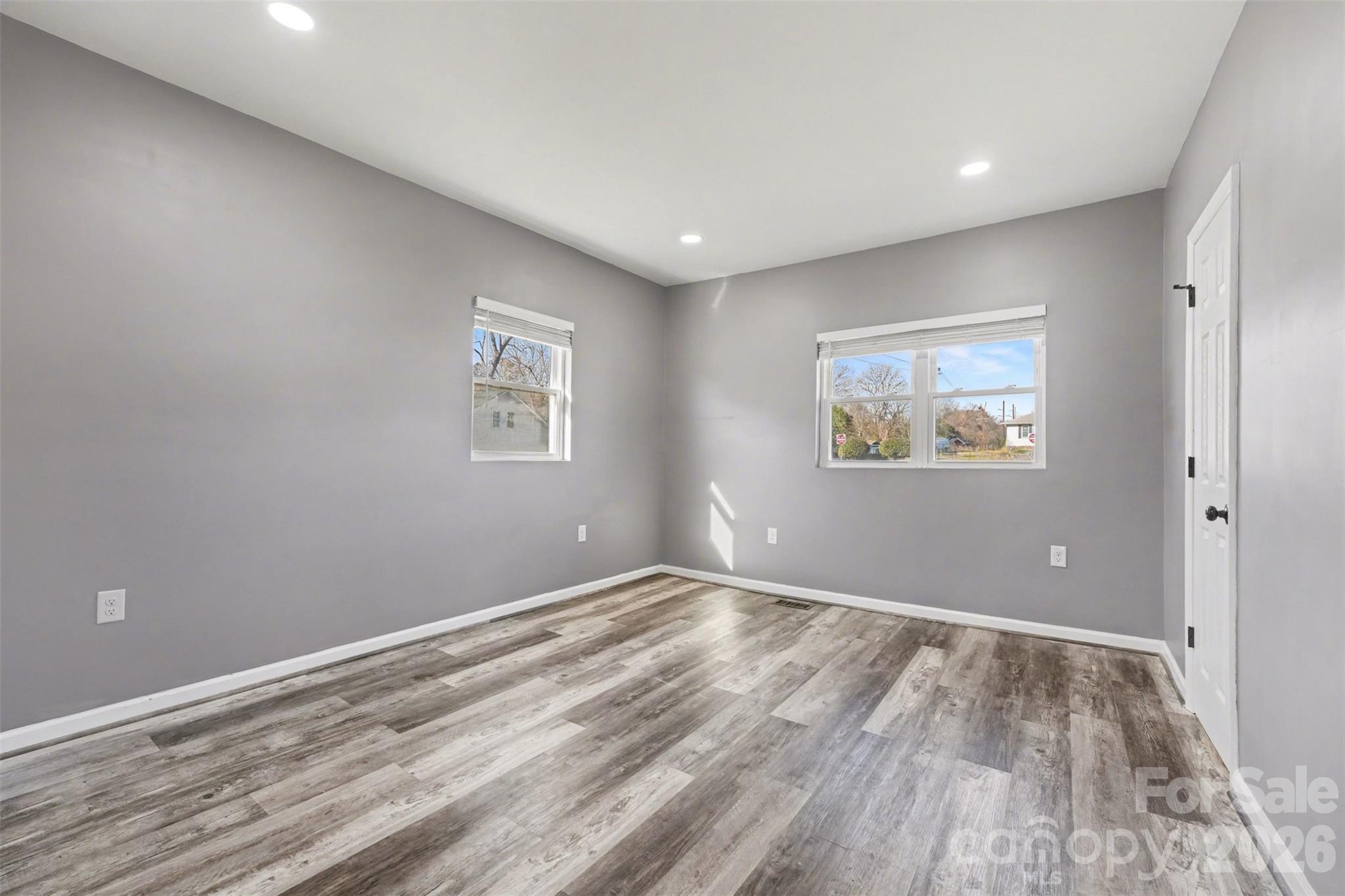 905 W 6th Avenue B Avenue — Gastonia