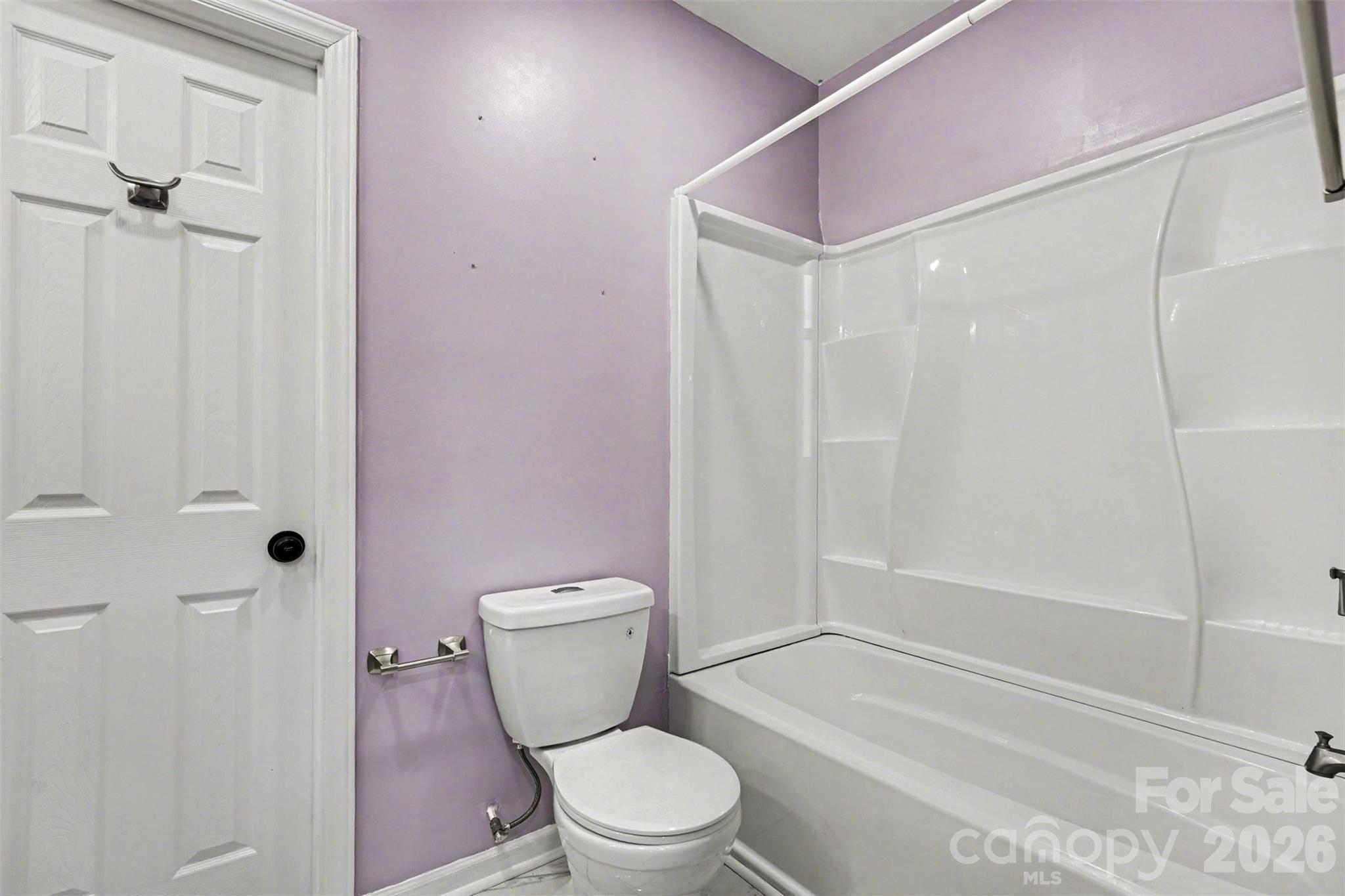 905 W 6th Avenue B Avenue — Gastonia