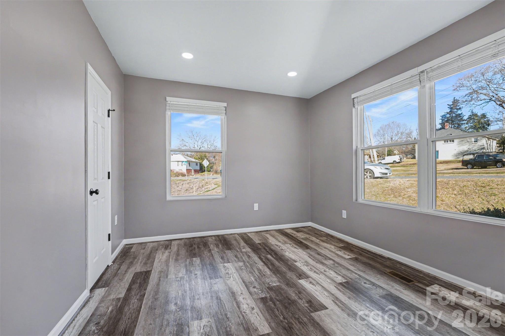 905 W 6th Avenue B Avenue — Gastonia