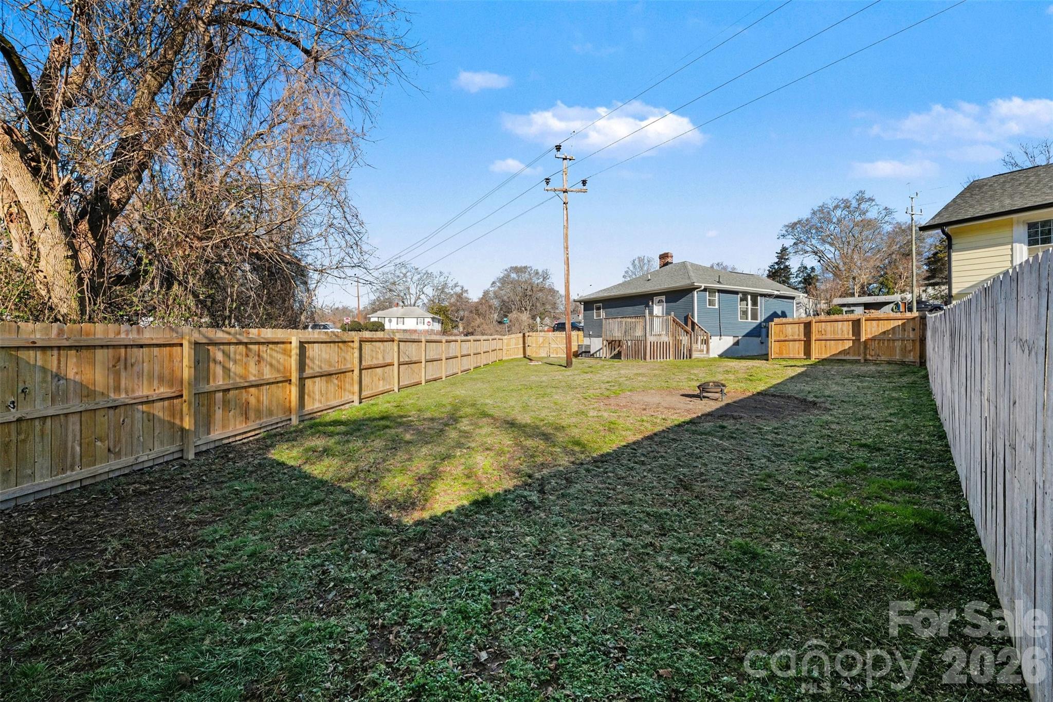 905 W 6th Avenue B Avenue — Gastonia