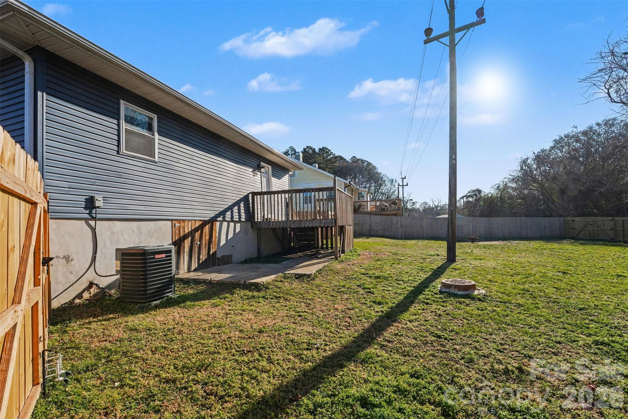 905 W 6th Avenue B Avenue — Gastonia