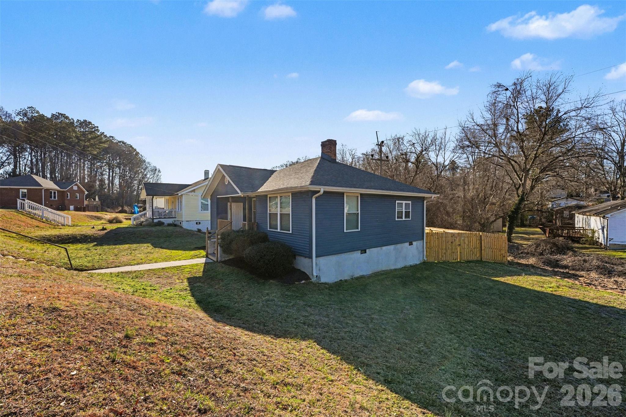 905 W 6th Avenue B Avenue — Gastonia