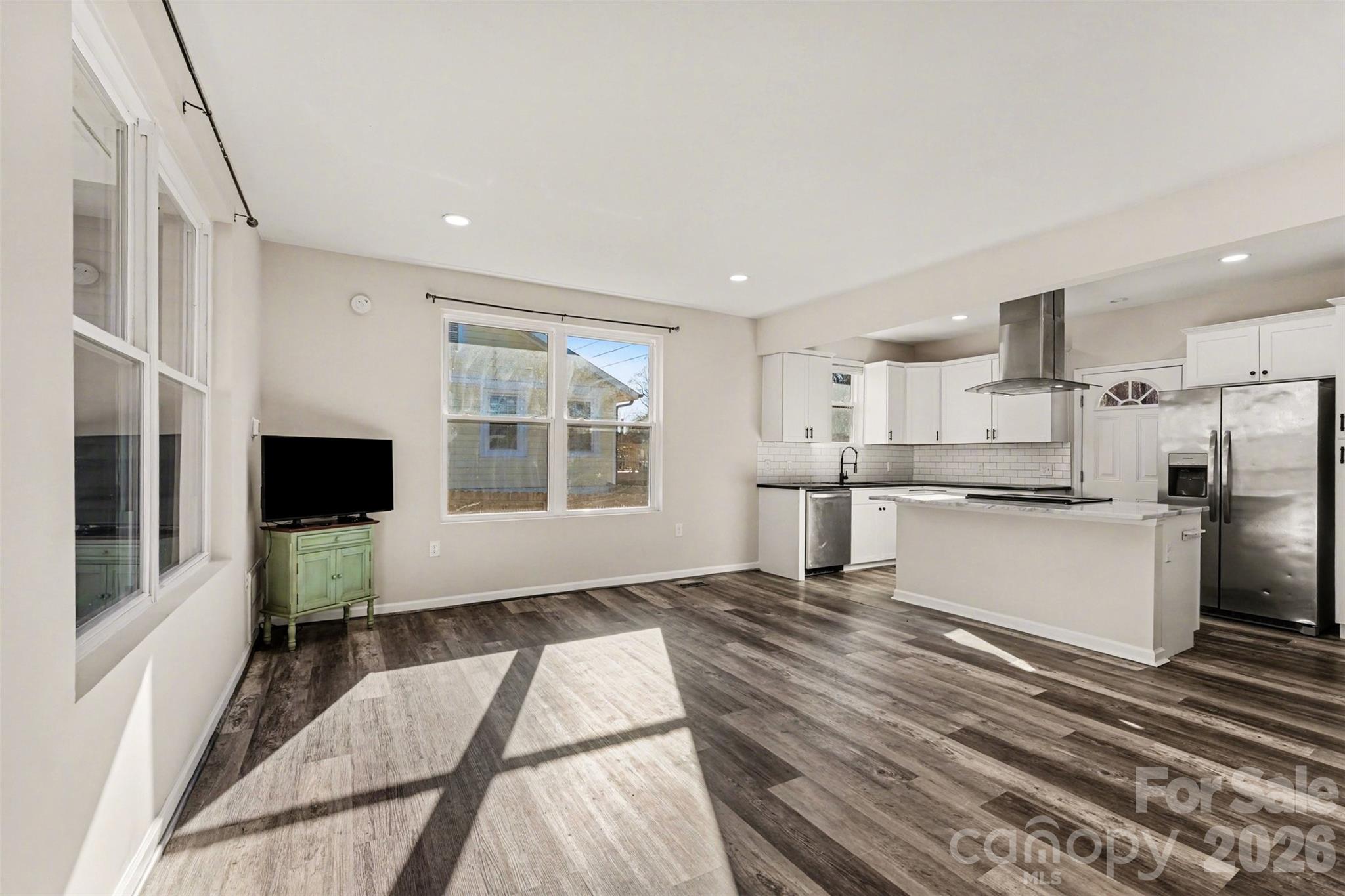 905 W 6th Avenue B Avenue — Gastonia