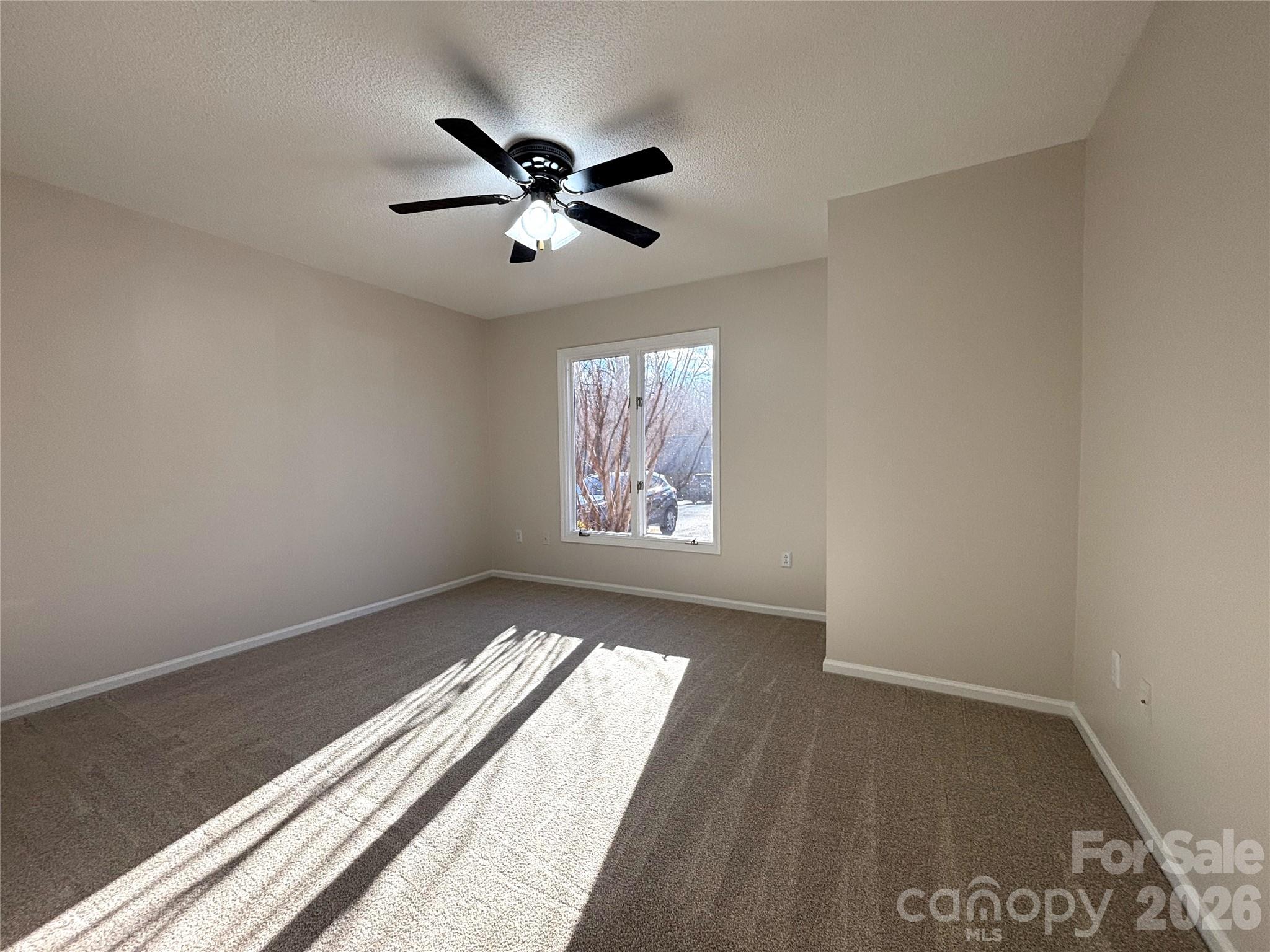 1754 12th Street NE — Hickory