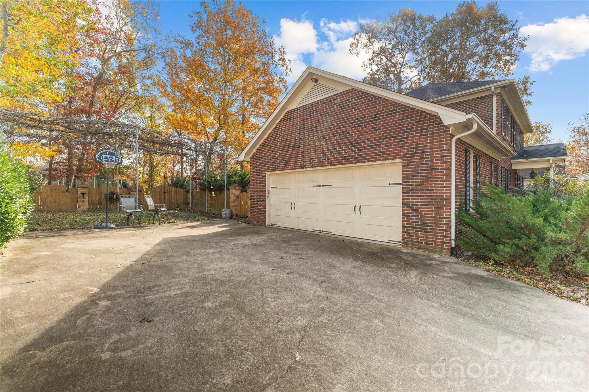 5020 Scaleybark Court — Indian Trail