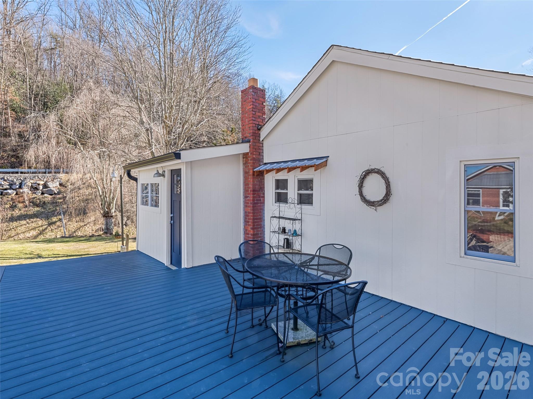 9 Whitted Road — Canton