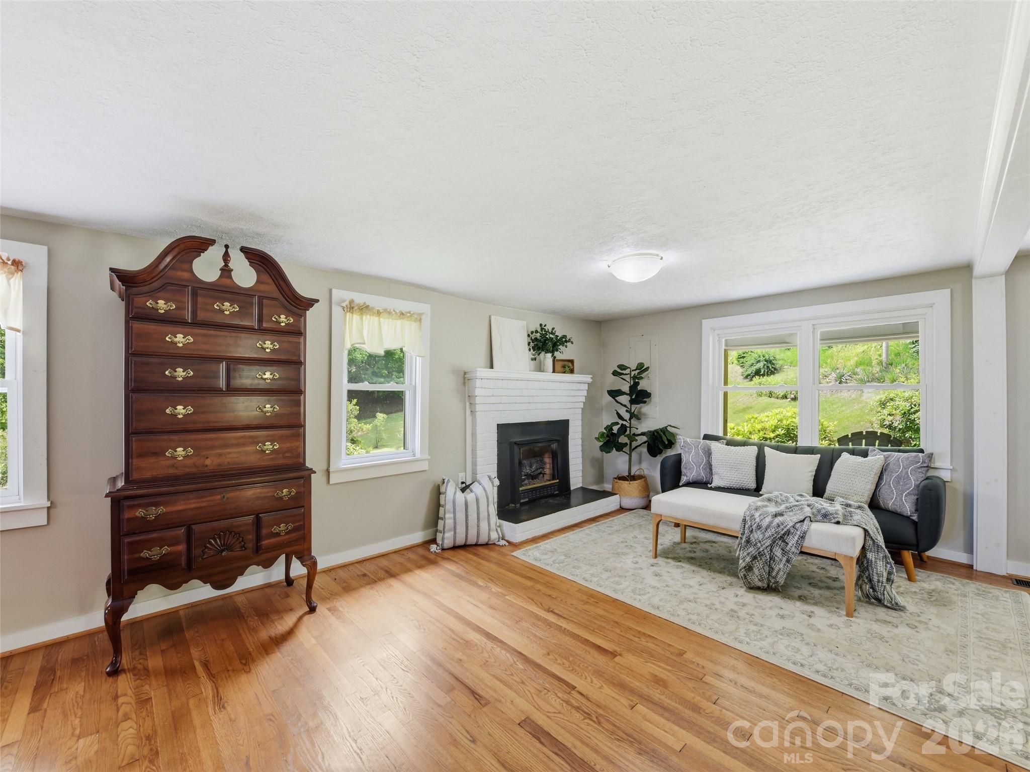 9 Whitted Road — Canton