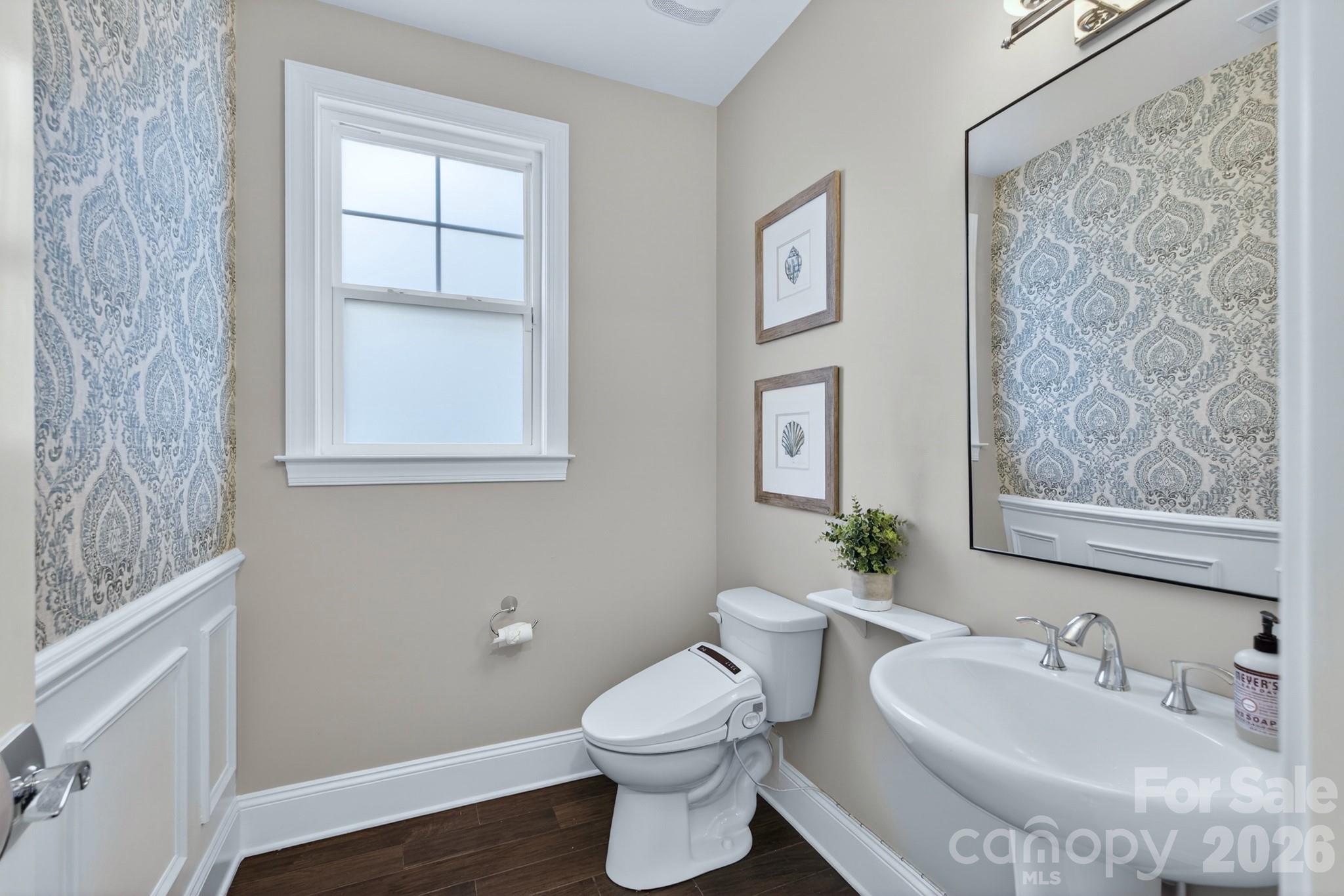9815 Avenal Lane — Charlotte