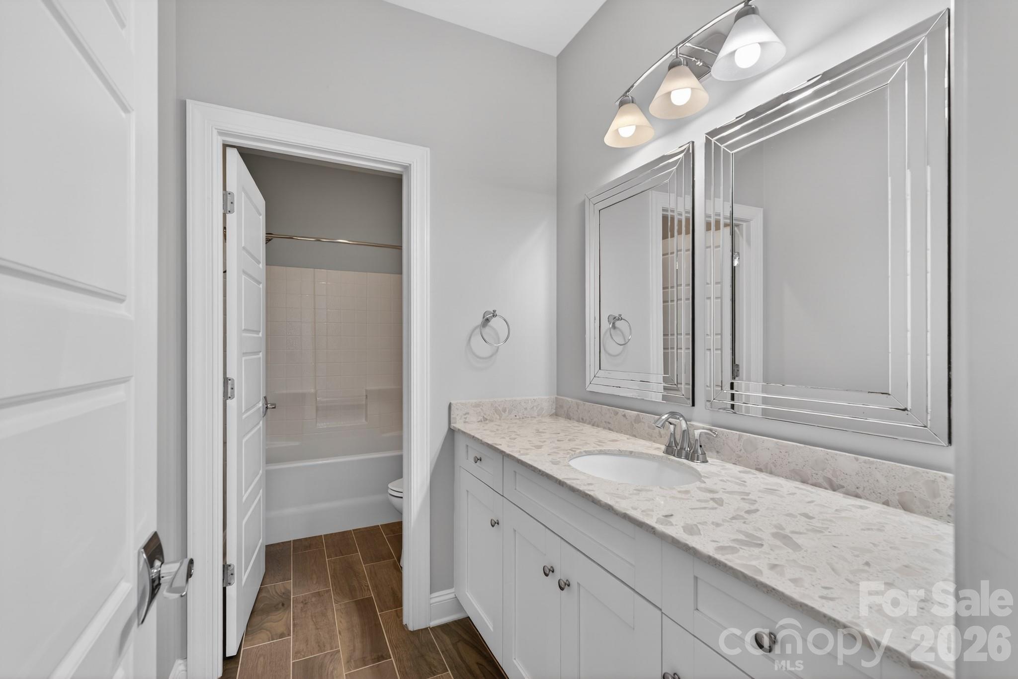 9815 Avenal Lane — Charlotte