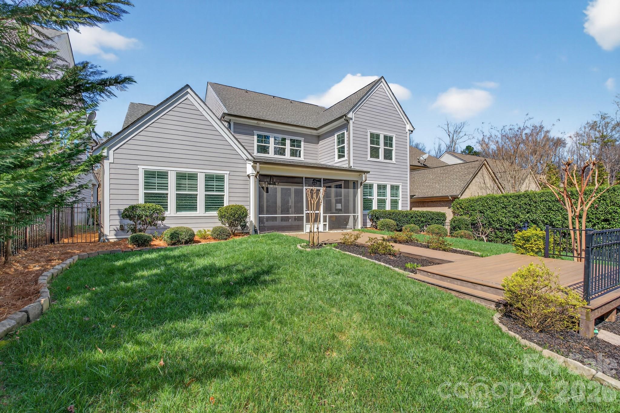 9815 Avenal Lane — Charlotte