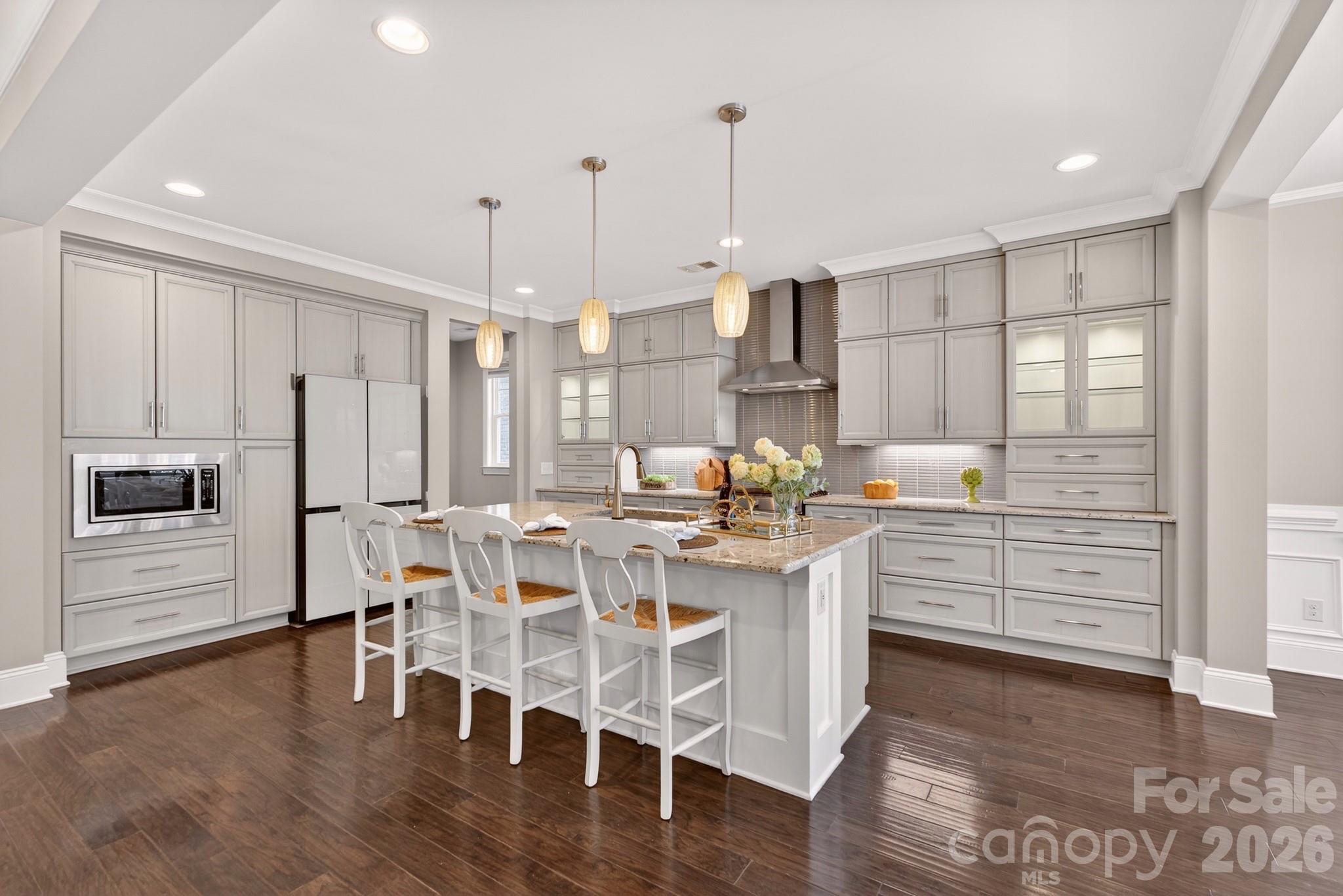 9815 Avenal Lane — Charlotte