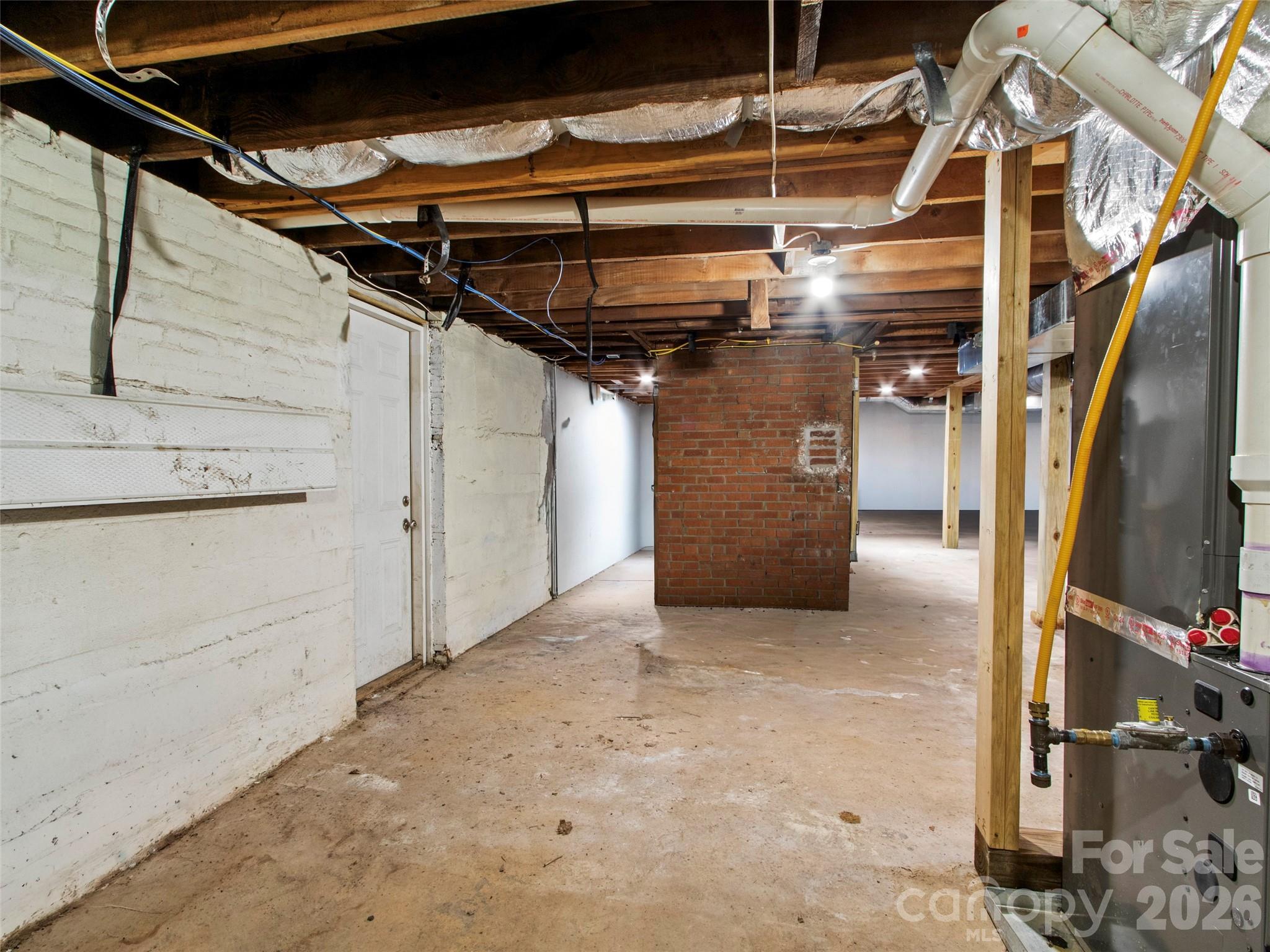 506 W Main Street — Burnsville