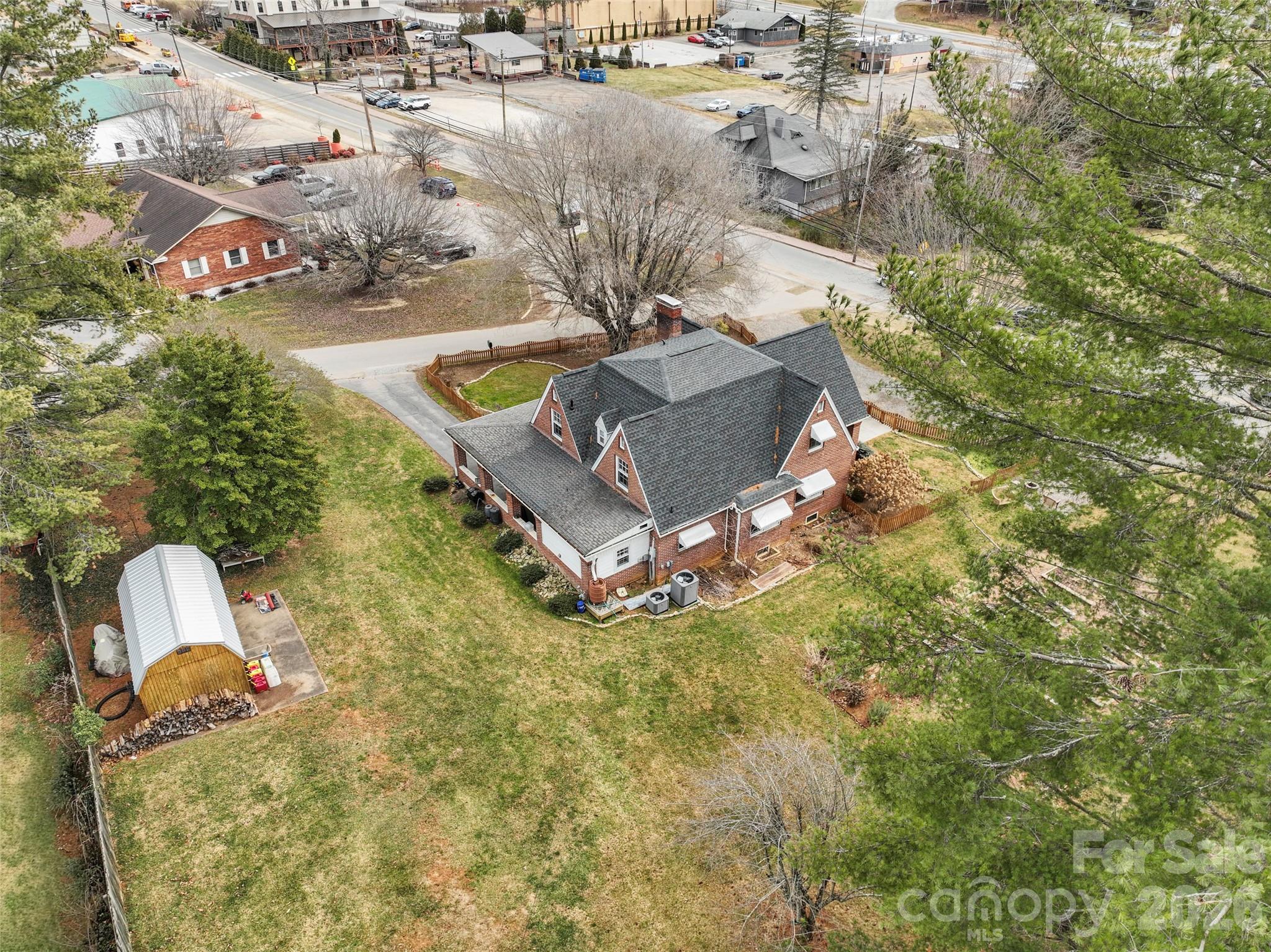506 W Main Street — Burnsville