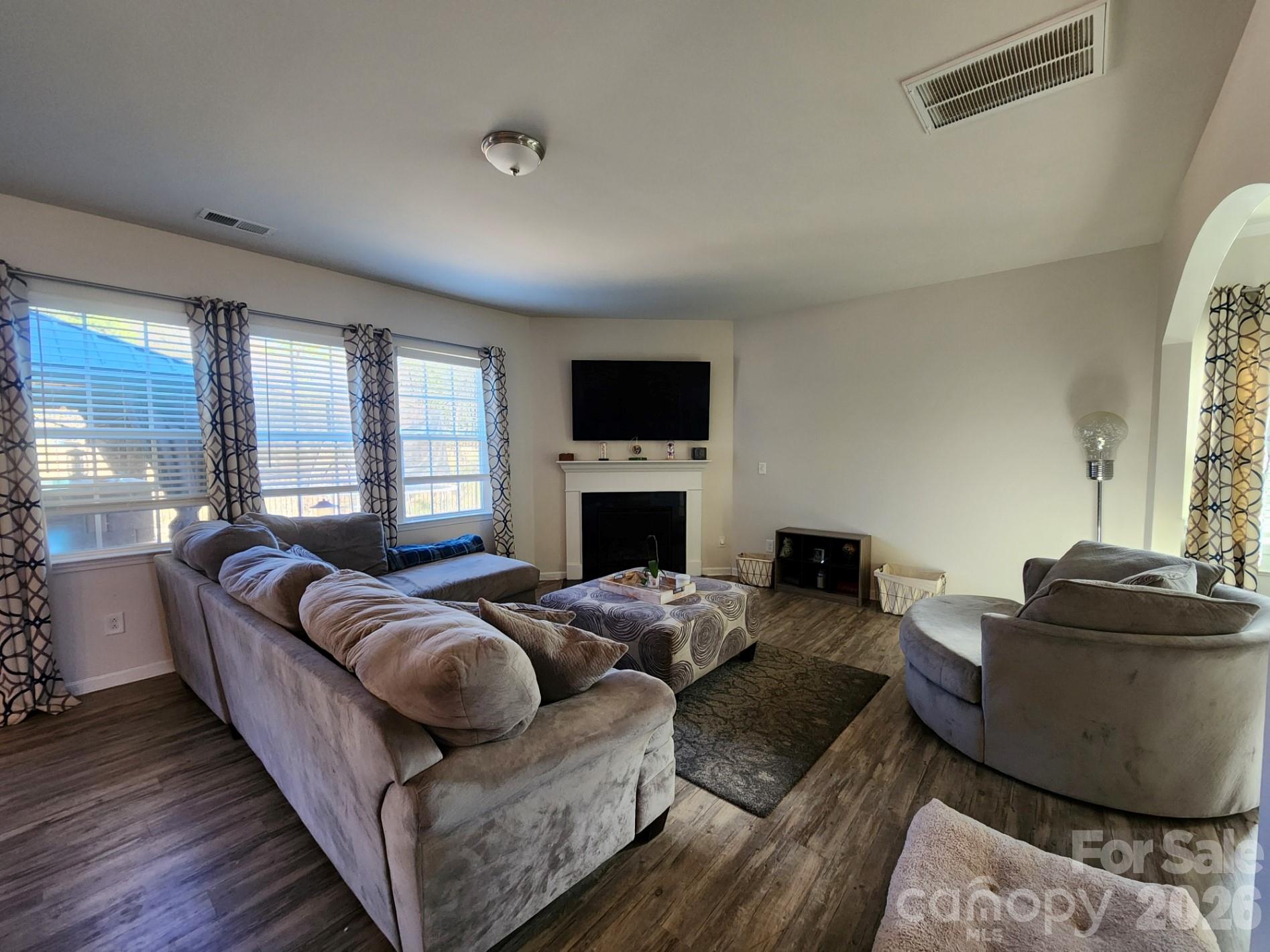 16819 Cozy Cove Road — Charlotte