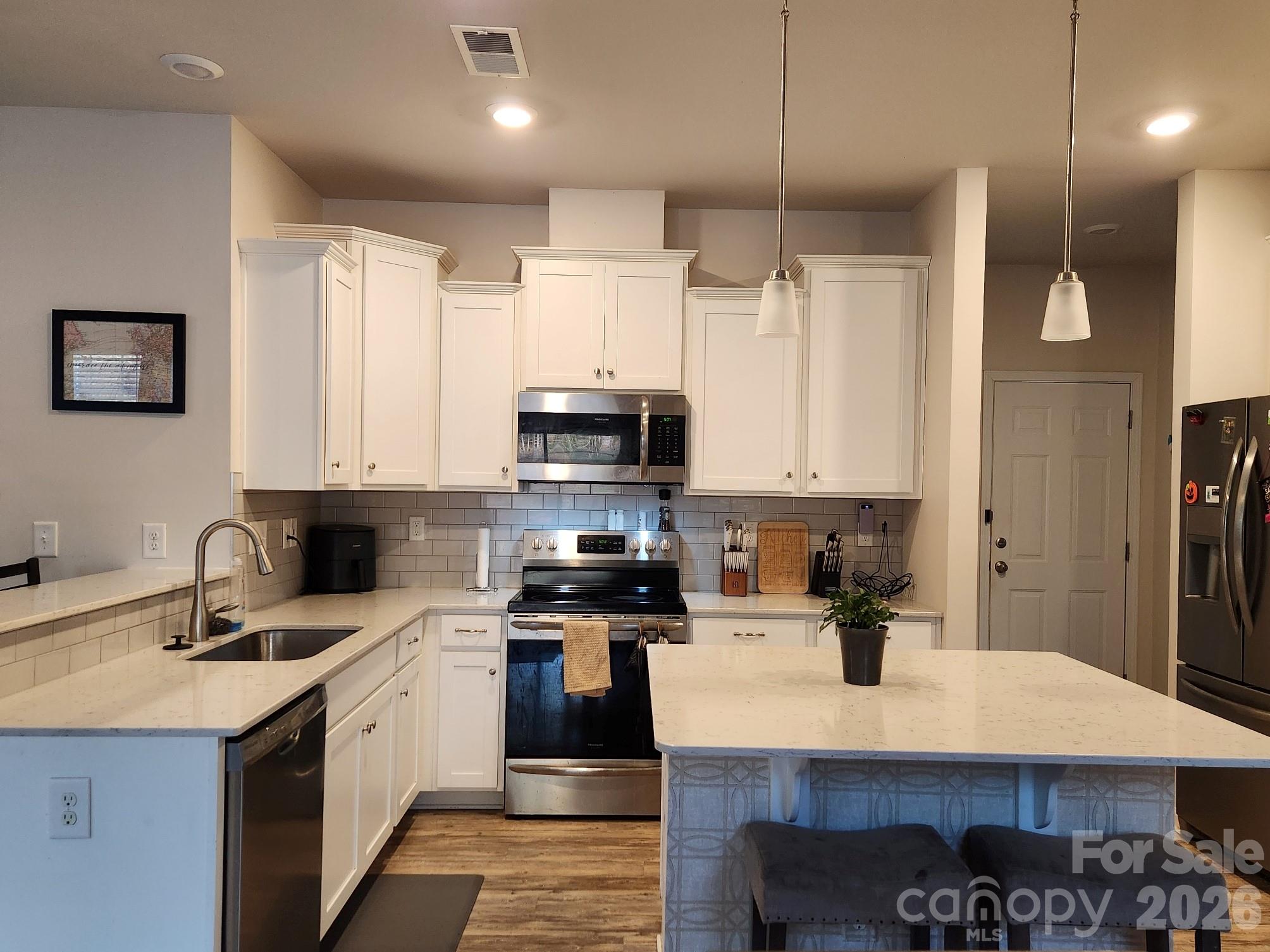 16819 Cozy Cove Road — Charlotte