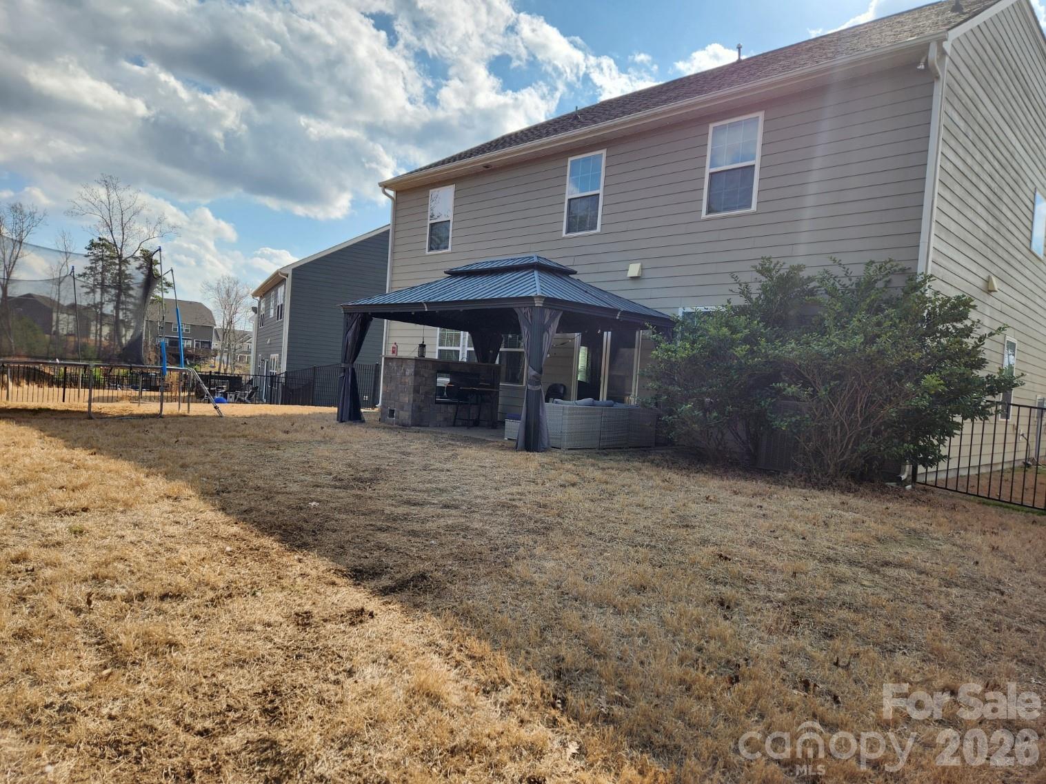 16819 Cozy Cove Road — Charlotte