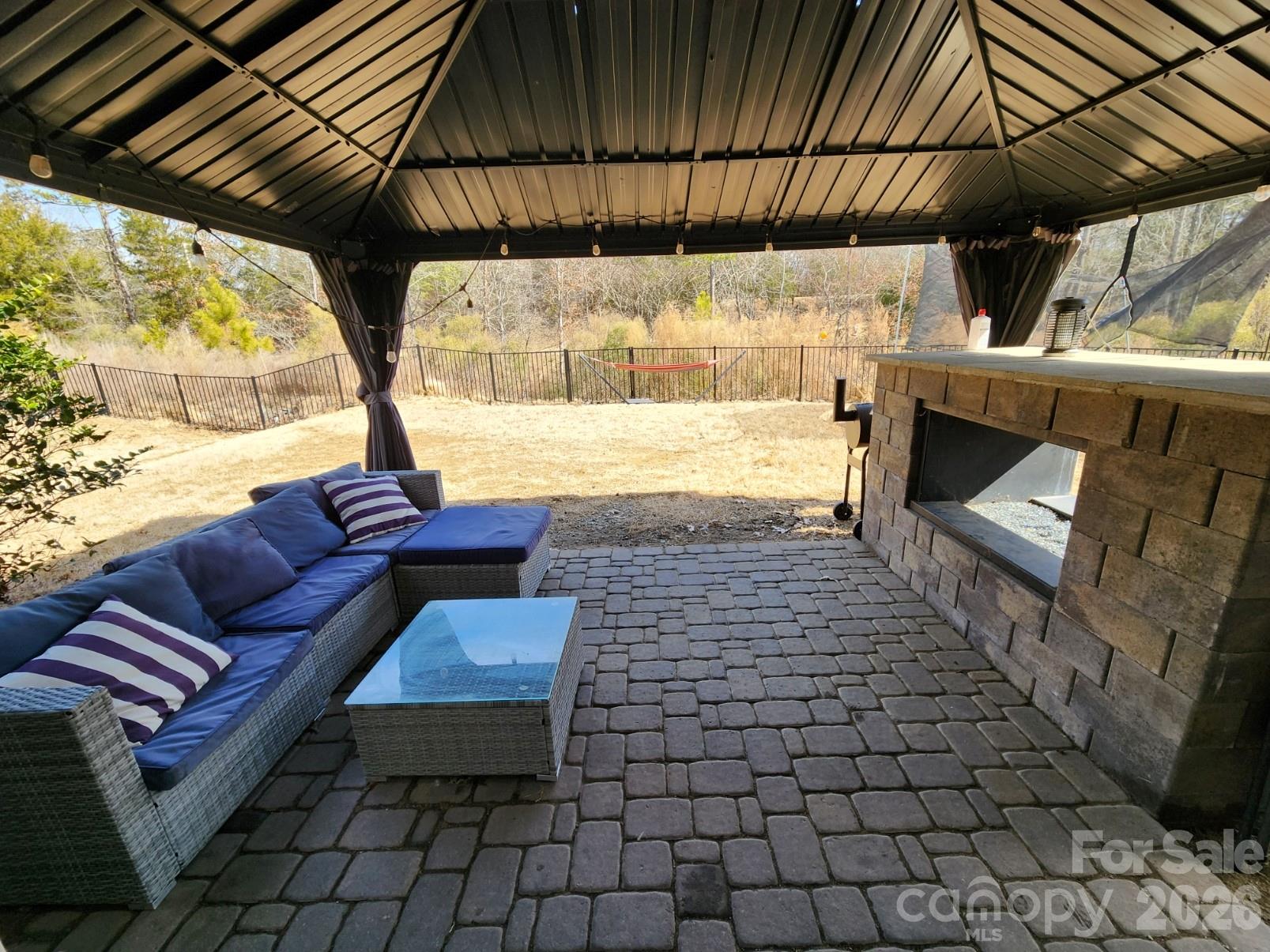 16819 Cozy Cove Road — Charlotte