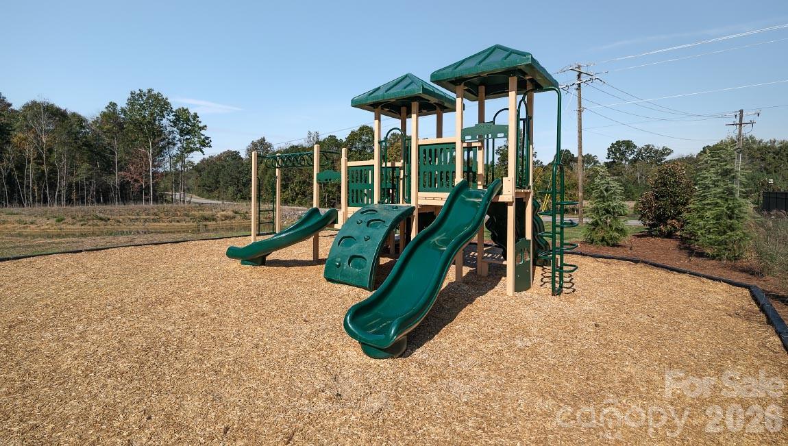 1033 Horizon Lane — Chester