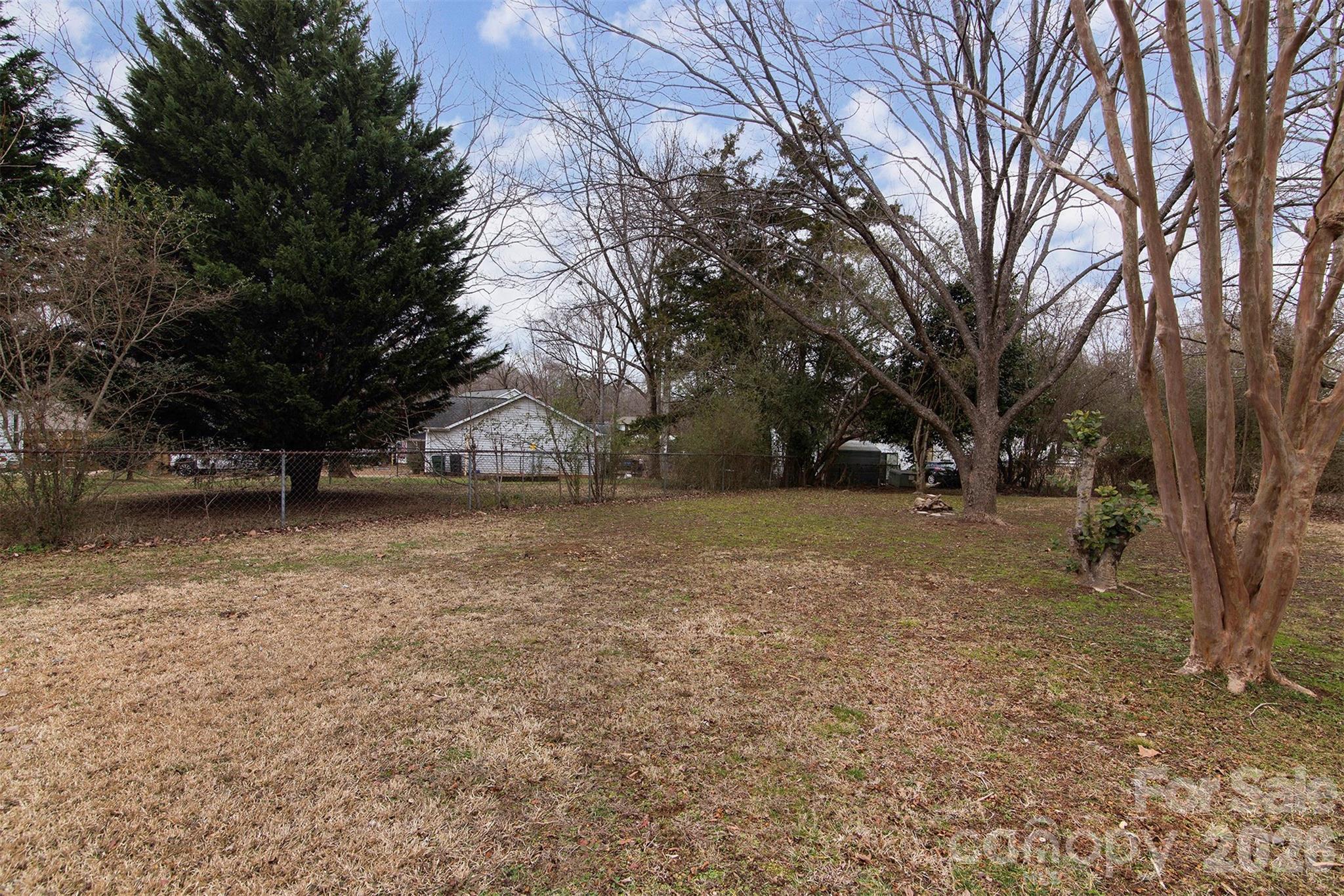 4803 Harri Ann Drive — Charlotte