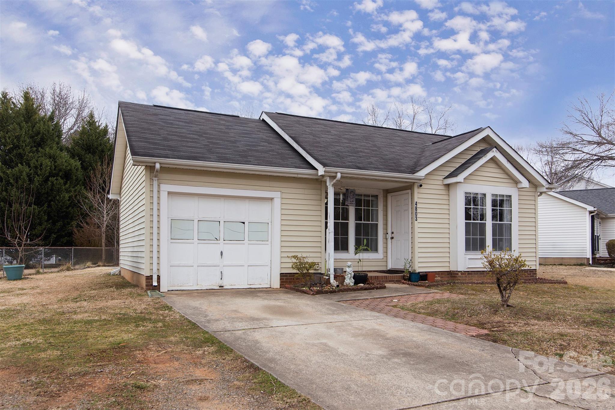 4803 Harri Ann Drive — Charlotte
