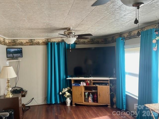 3645 Blue Door School Road — Lenoir